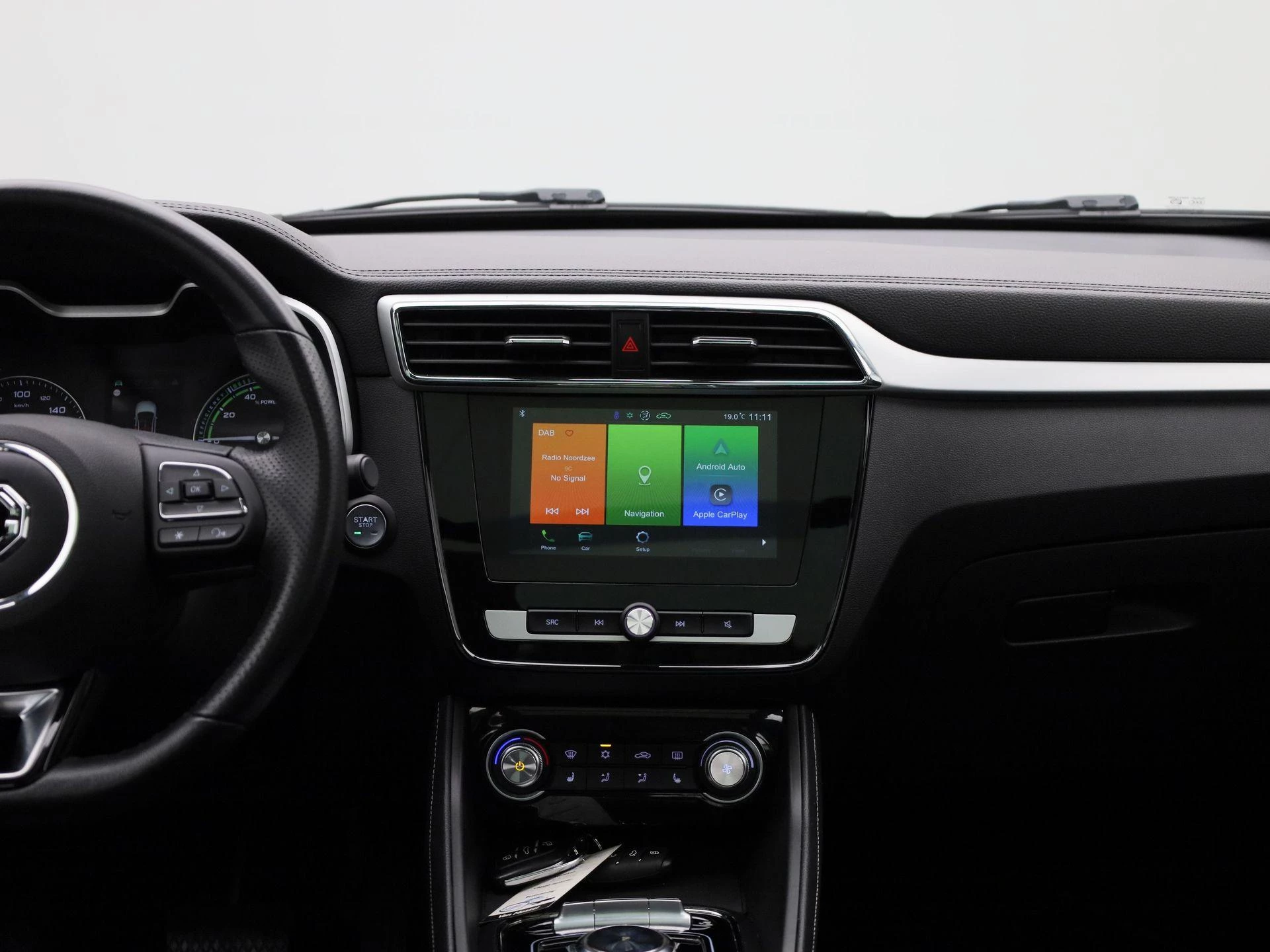 MG-ZS EV-image-7