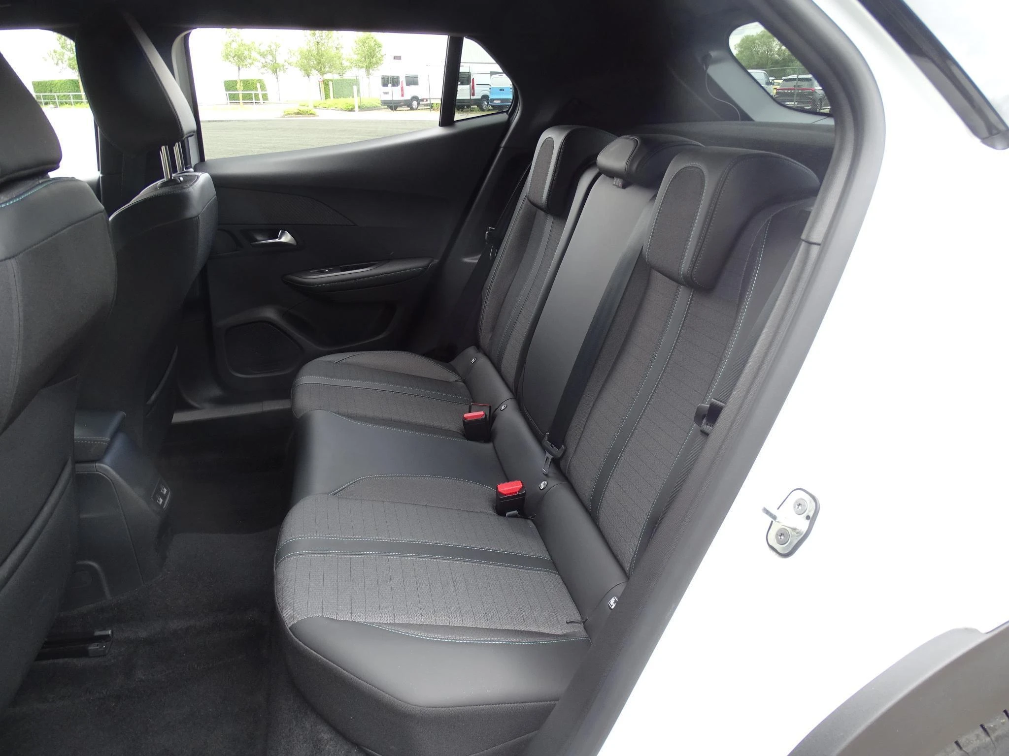 Peugeot-2008-image-14