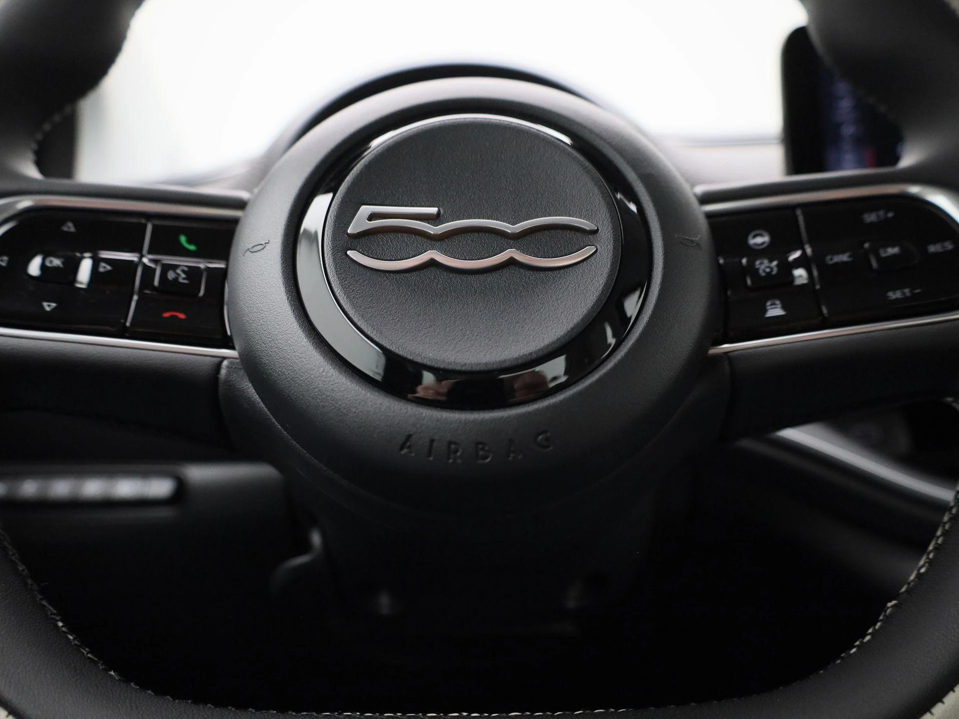 Fiat-500e-image-26