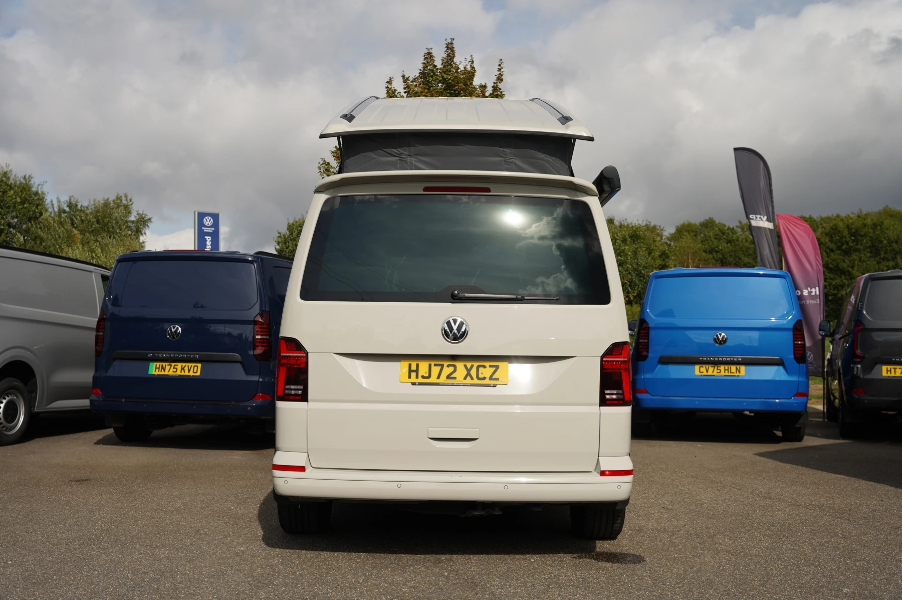 Volkswagen-California-image-11