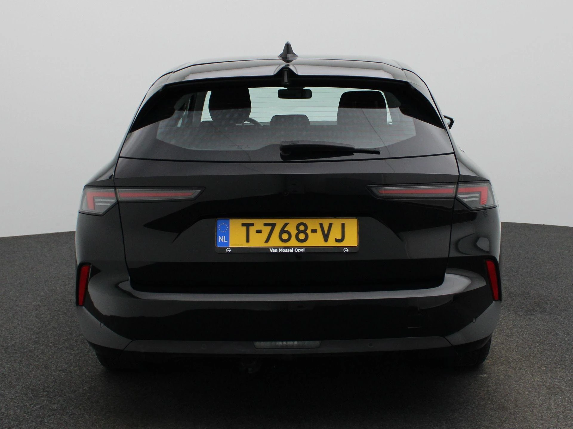 Opel-Astra-image-4