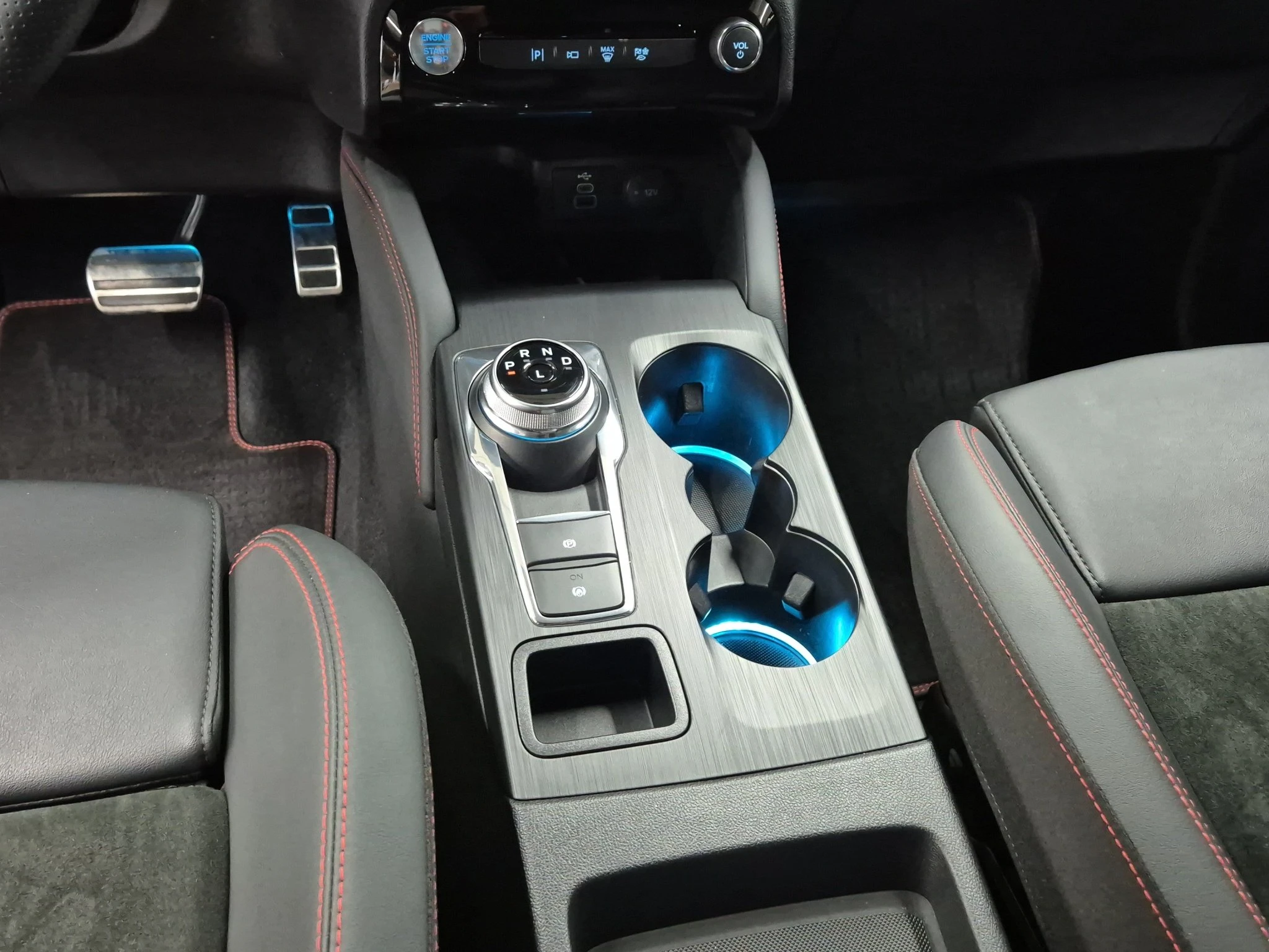 Ford-Kuga-image-13