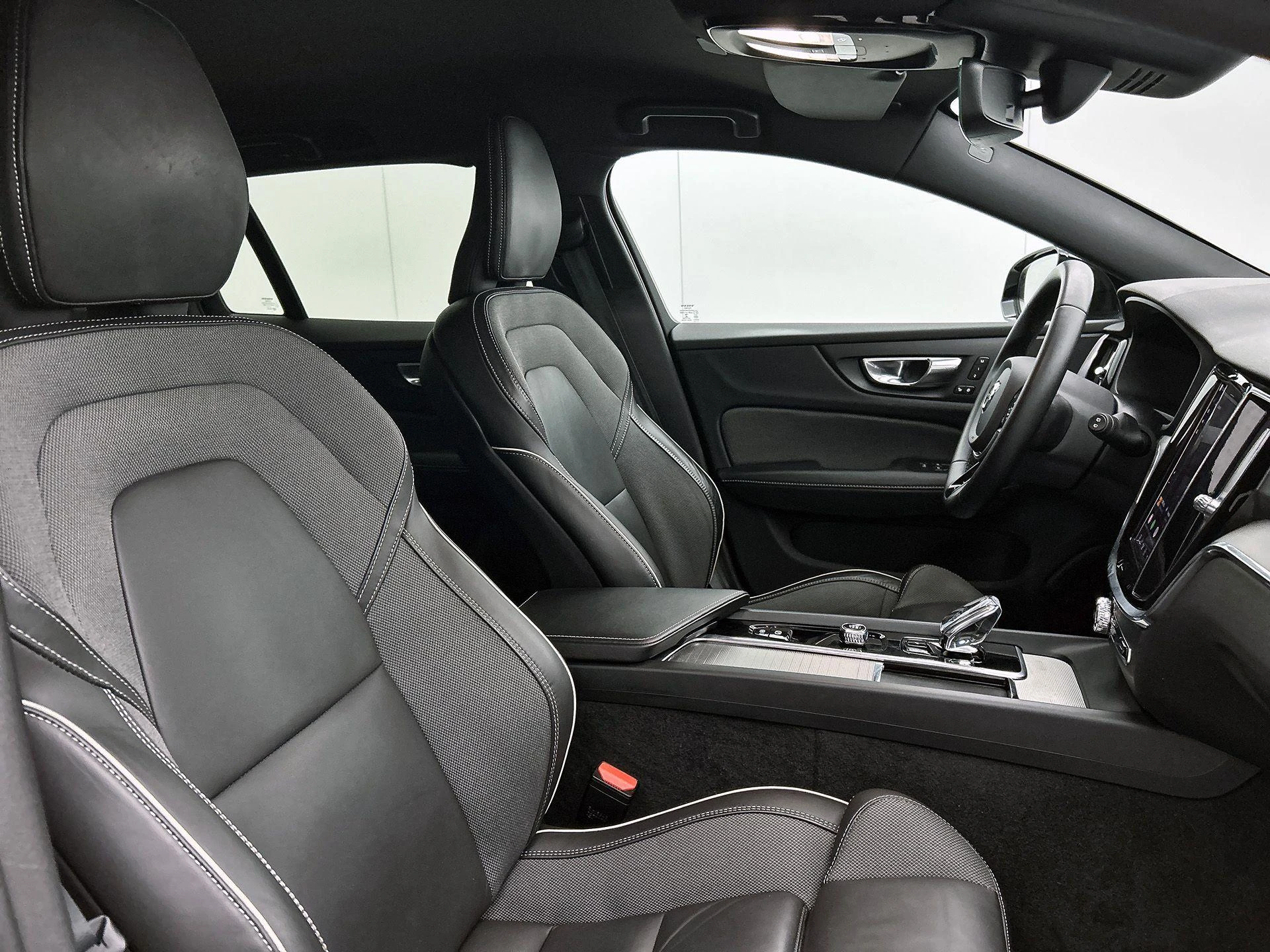 Volvo-V60-image-36