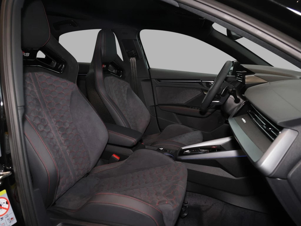 Audi RS3 Limousine 294 kW S tronic ALP