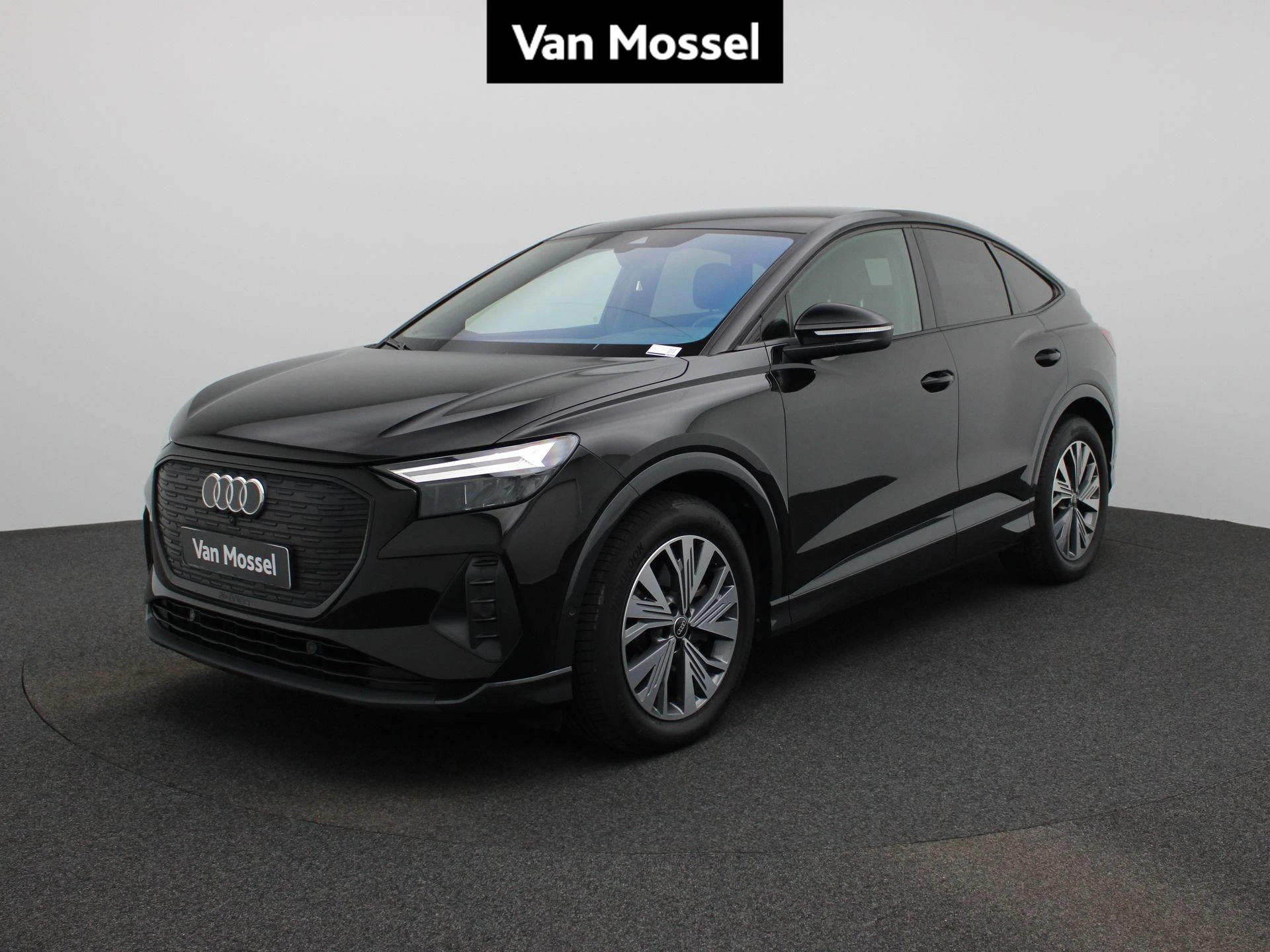 Audi-Q4 Sportback e-tron-image-0