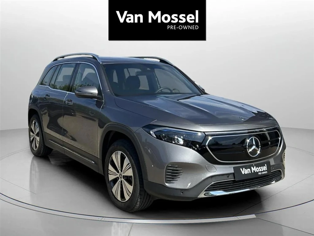Mercedes-Benz-EQB-image-2