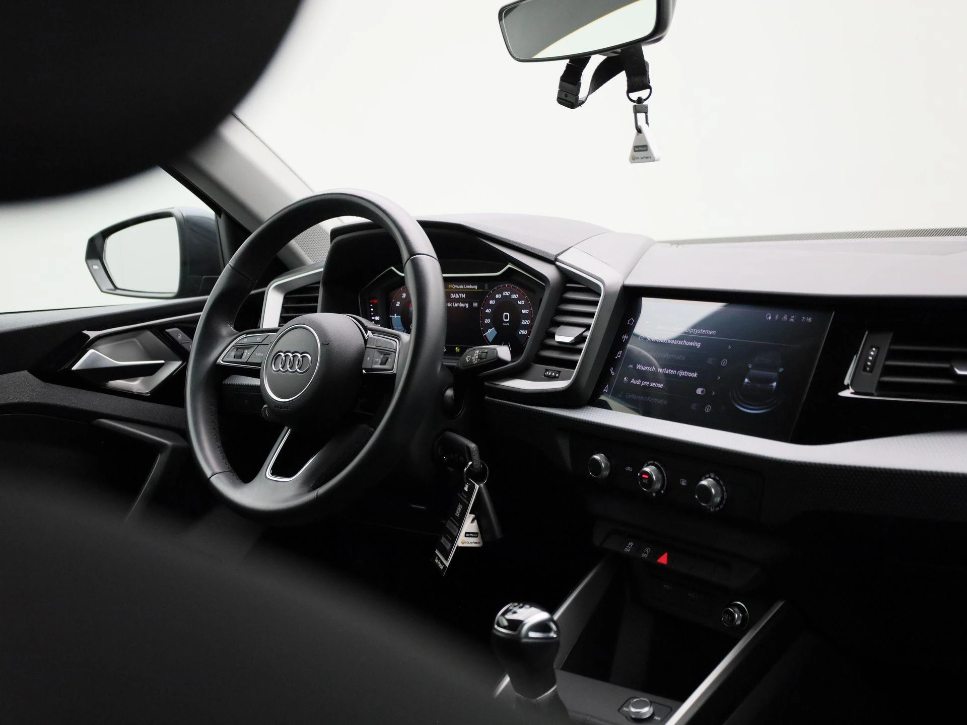 Audi-A1 Sportback-image-32