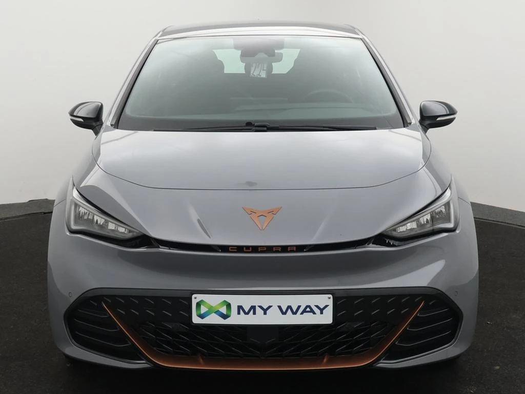 CUPRA Born Born Business Edition 204PK *AUTOMAAT*SPORTZETELS*CAMERA*PDC*ACC*NAVI*APP-CONNECT*...*