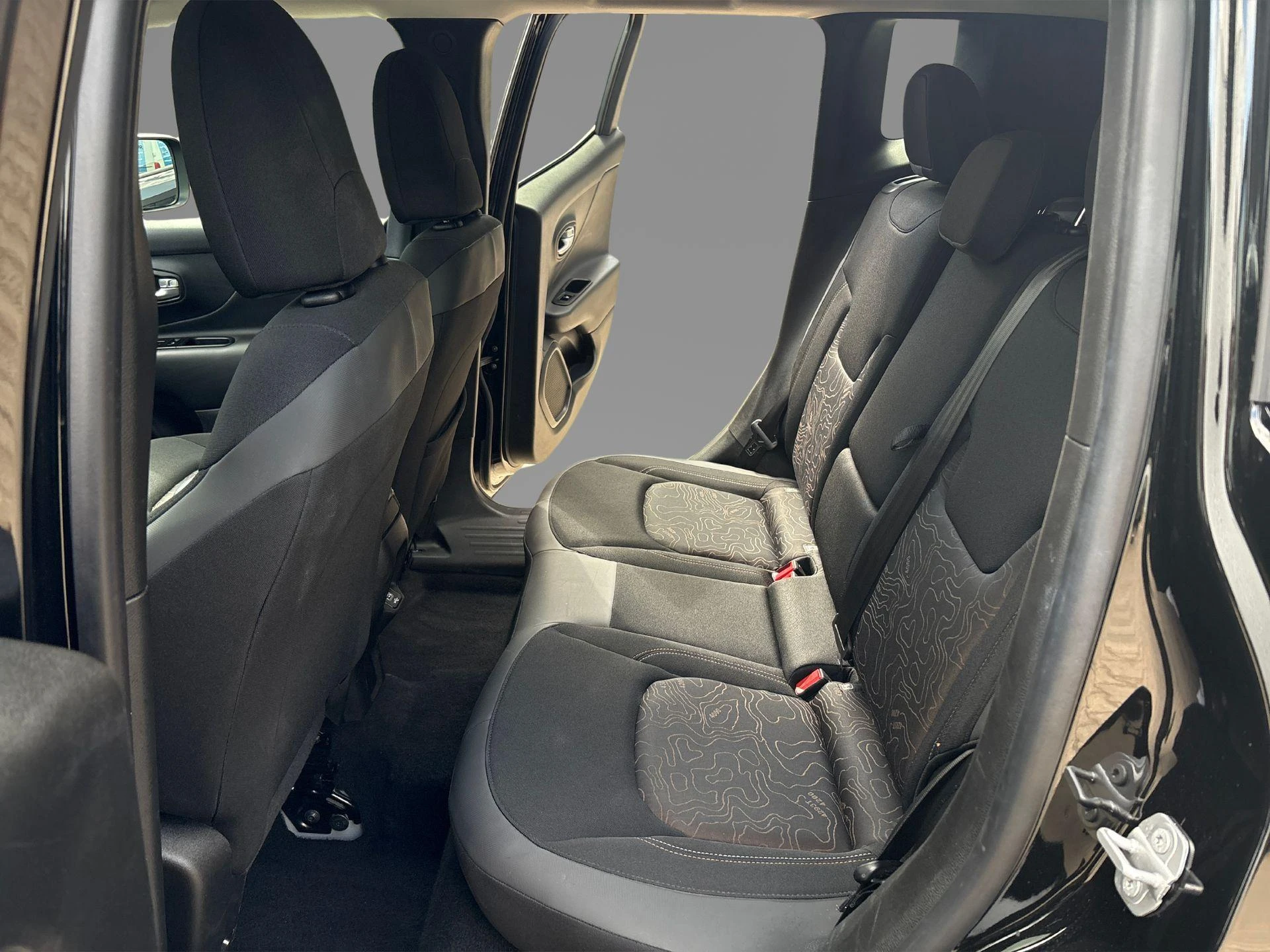 Jeep-Renegade-image-6