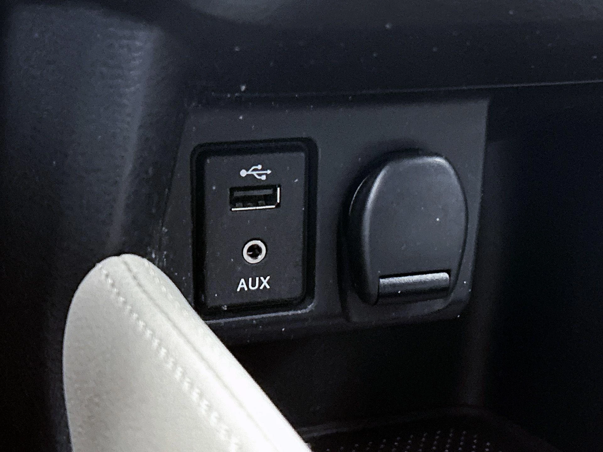 Nissan-Micra-image-27