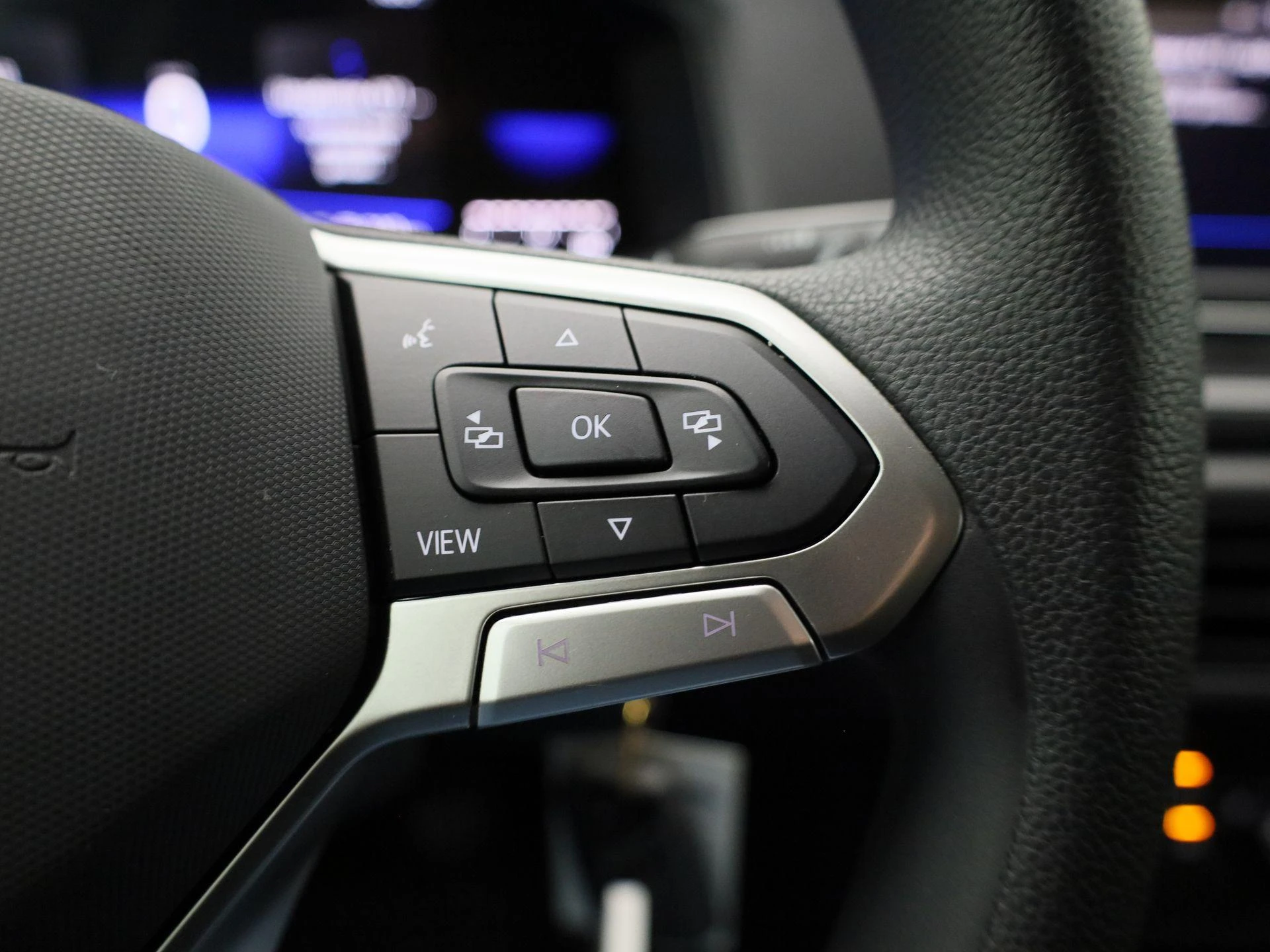 Volkswagen-Polo-image-15