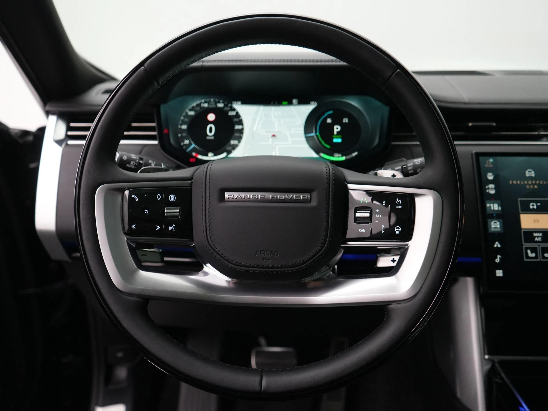 Land Rover-Range Rover-image-9