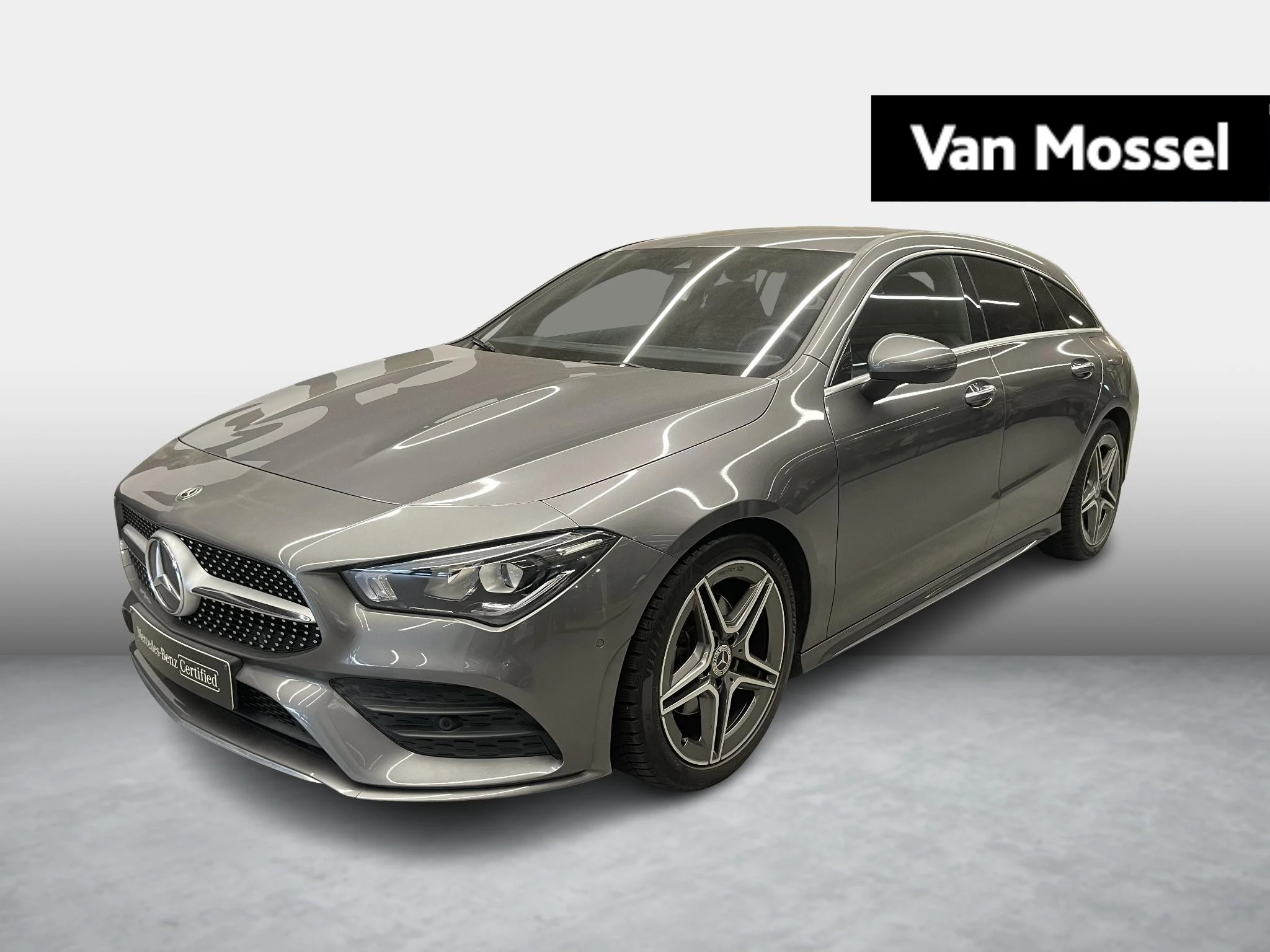 Mercedes-Benz-CLA-image-0