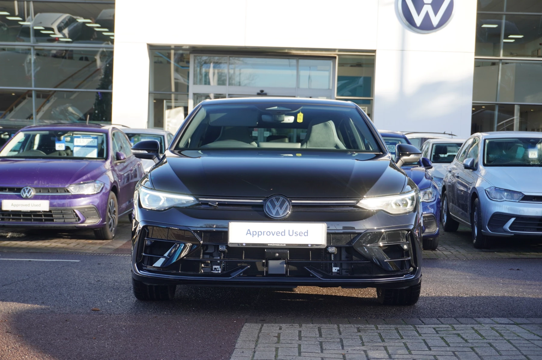 Volkswagen-Golf-image-6