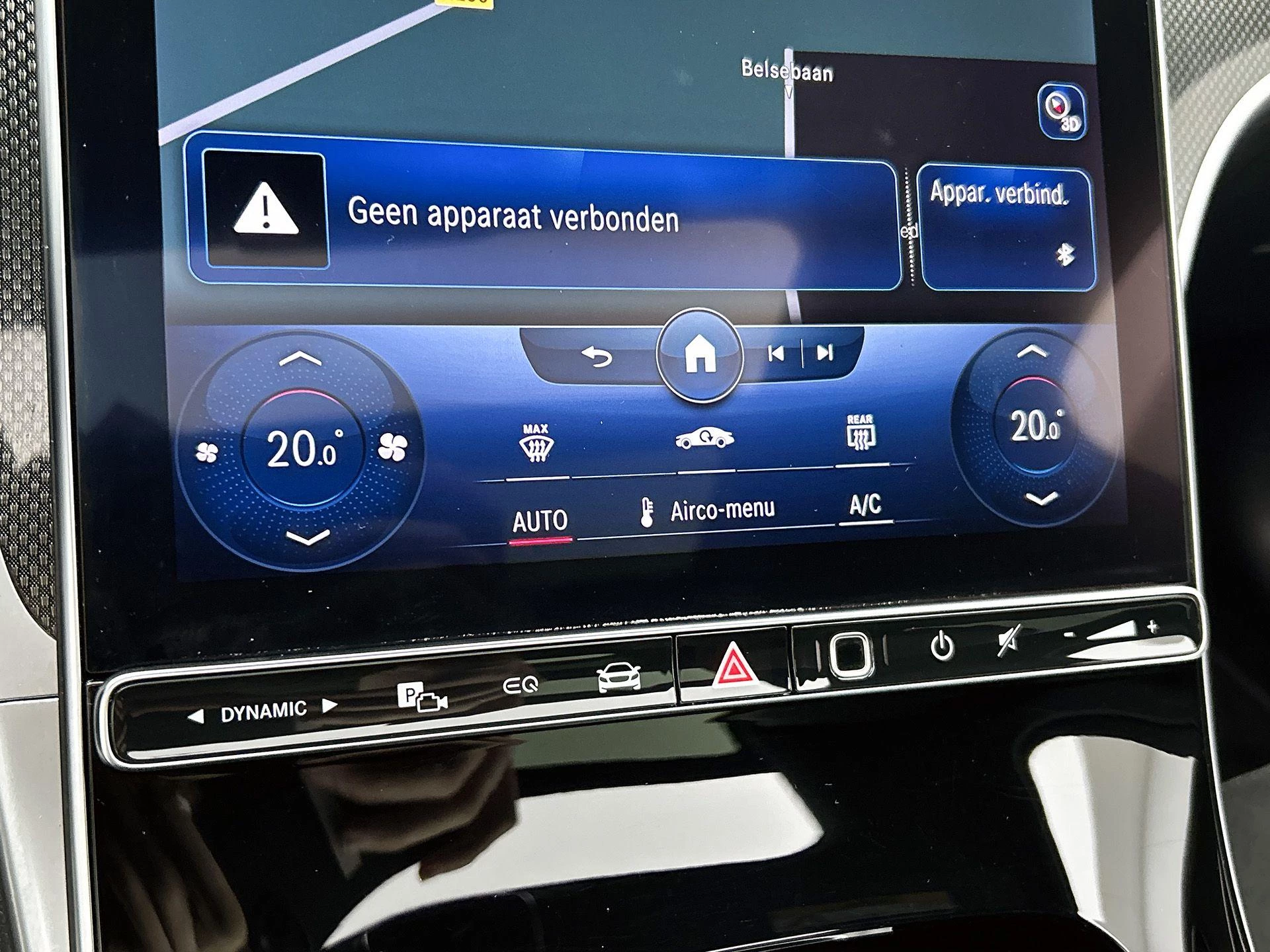 Mercedes-Benz-C-Klasse-image-16