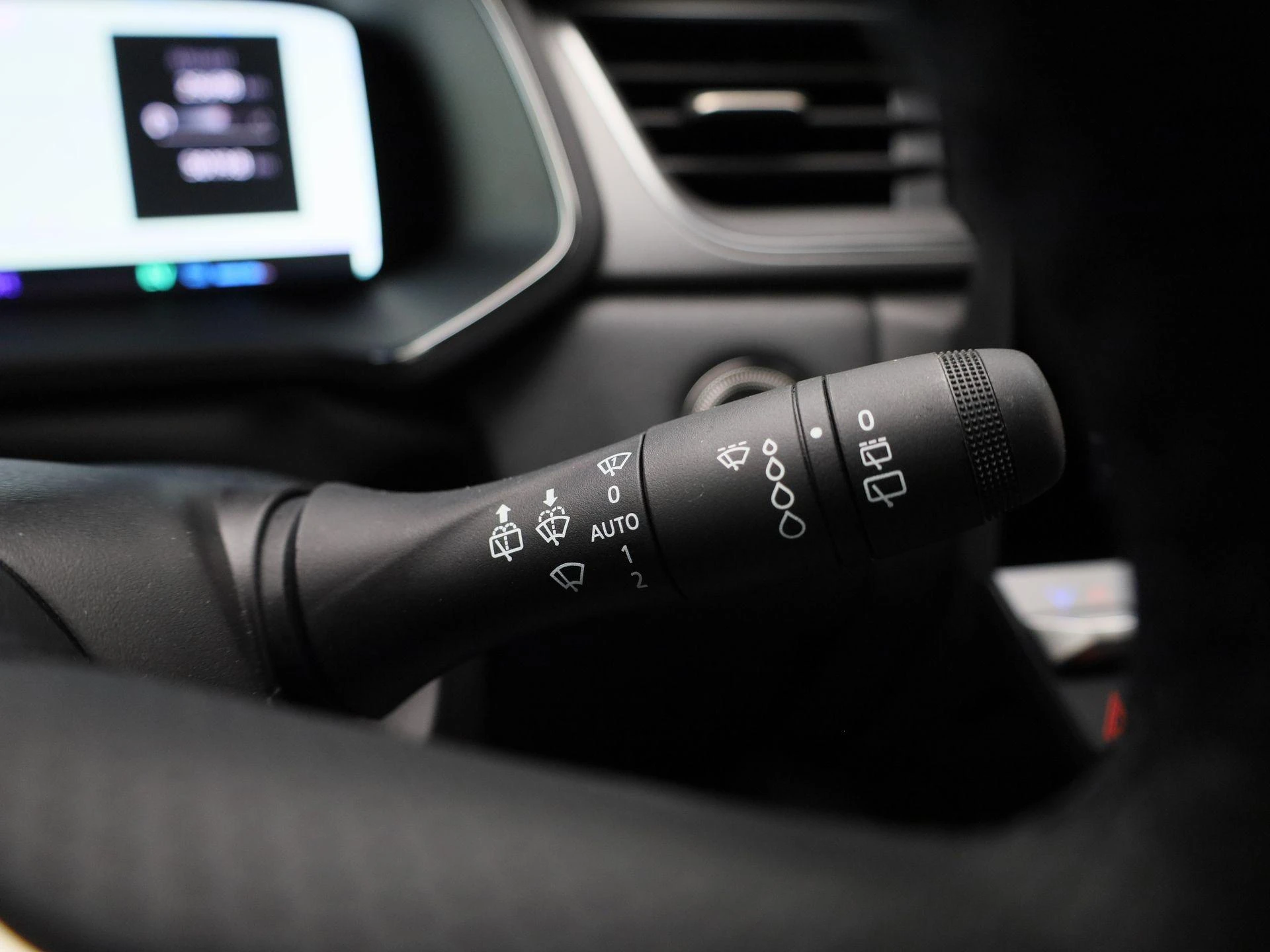 Renault-Captur-image-19