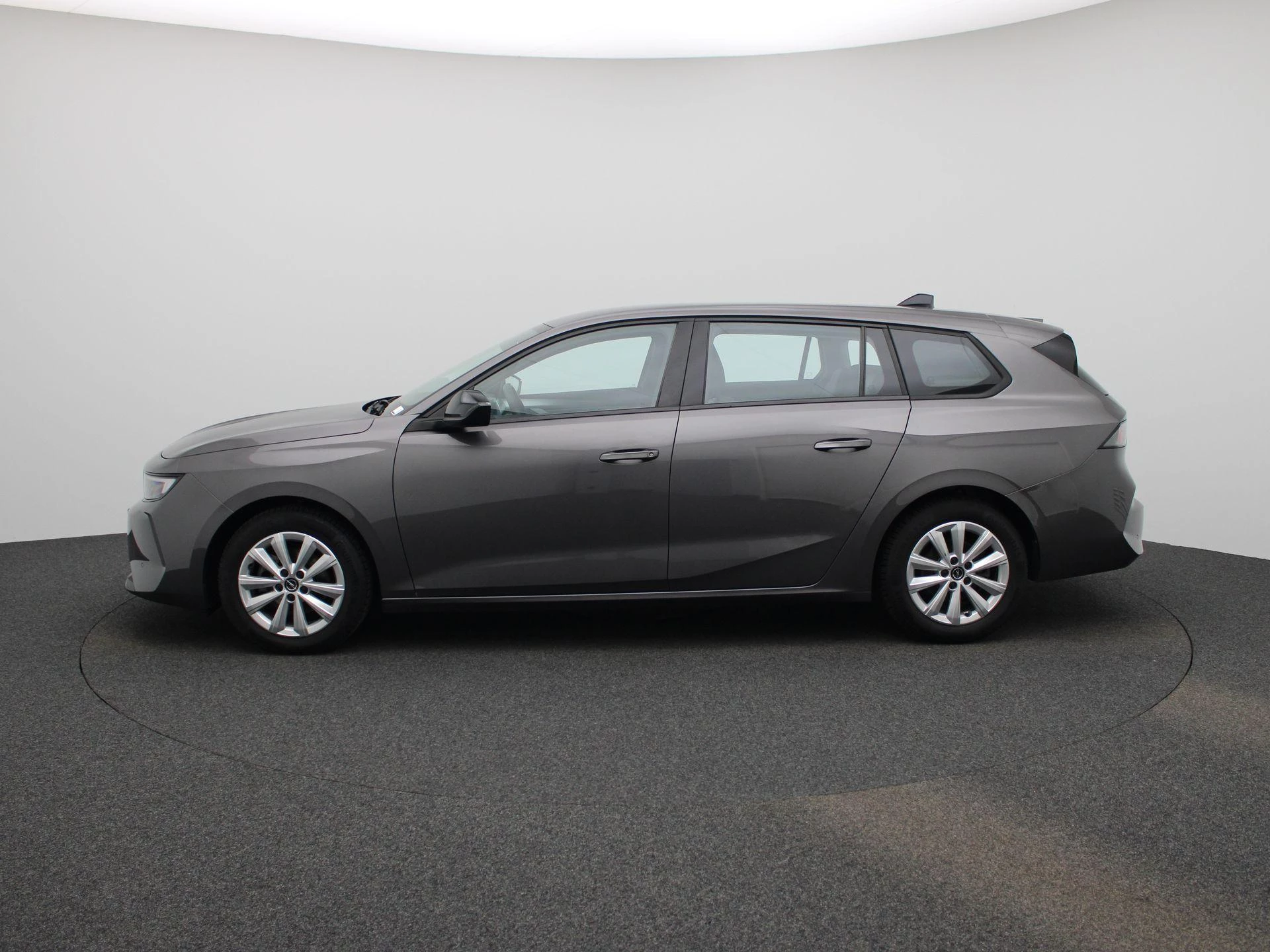 Opel-Astra-image-3