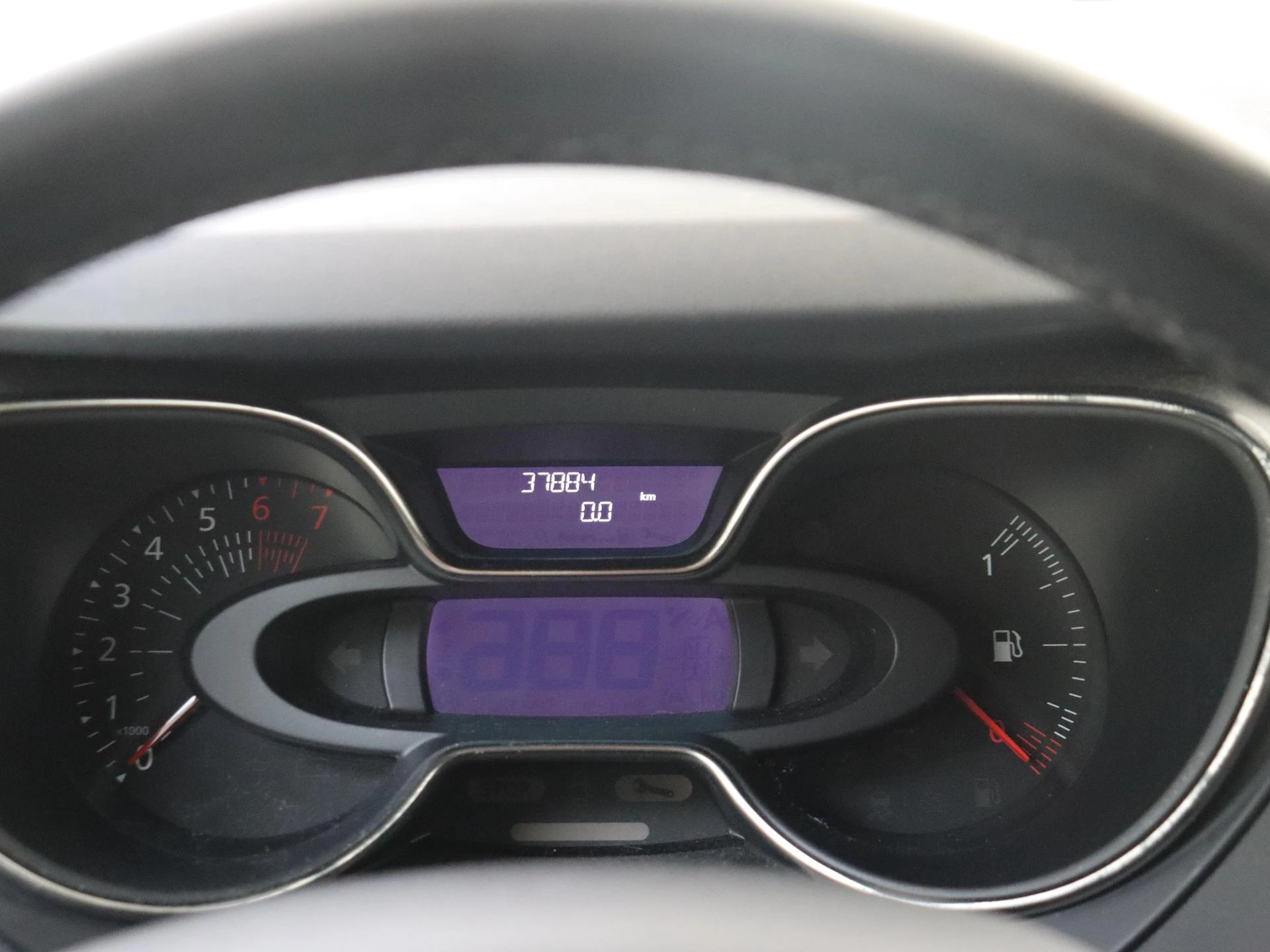 Renault-Captur-image-16