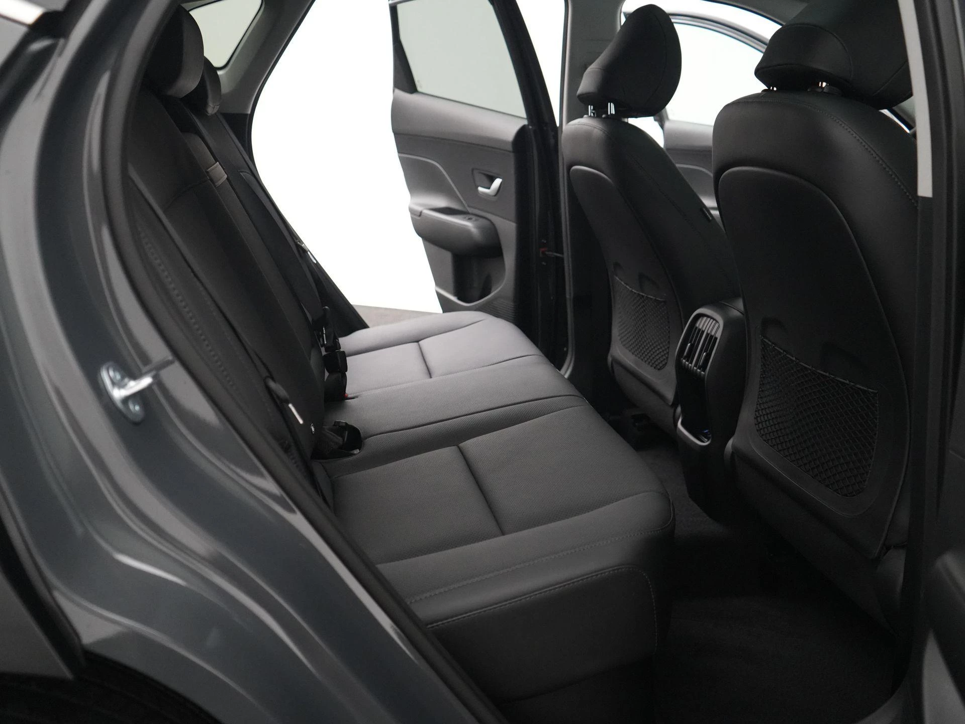 Hyundai-Kona-image-44