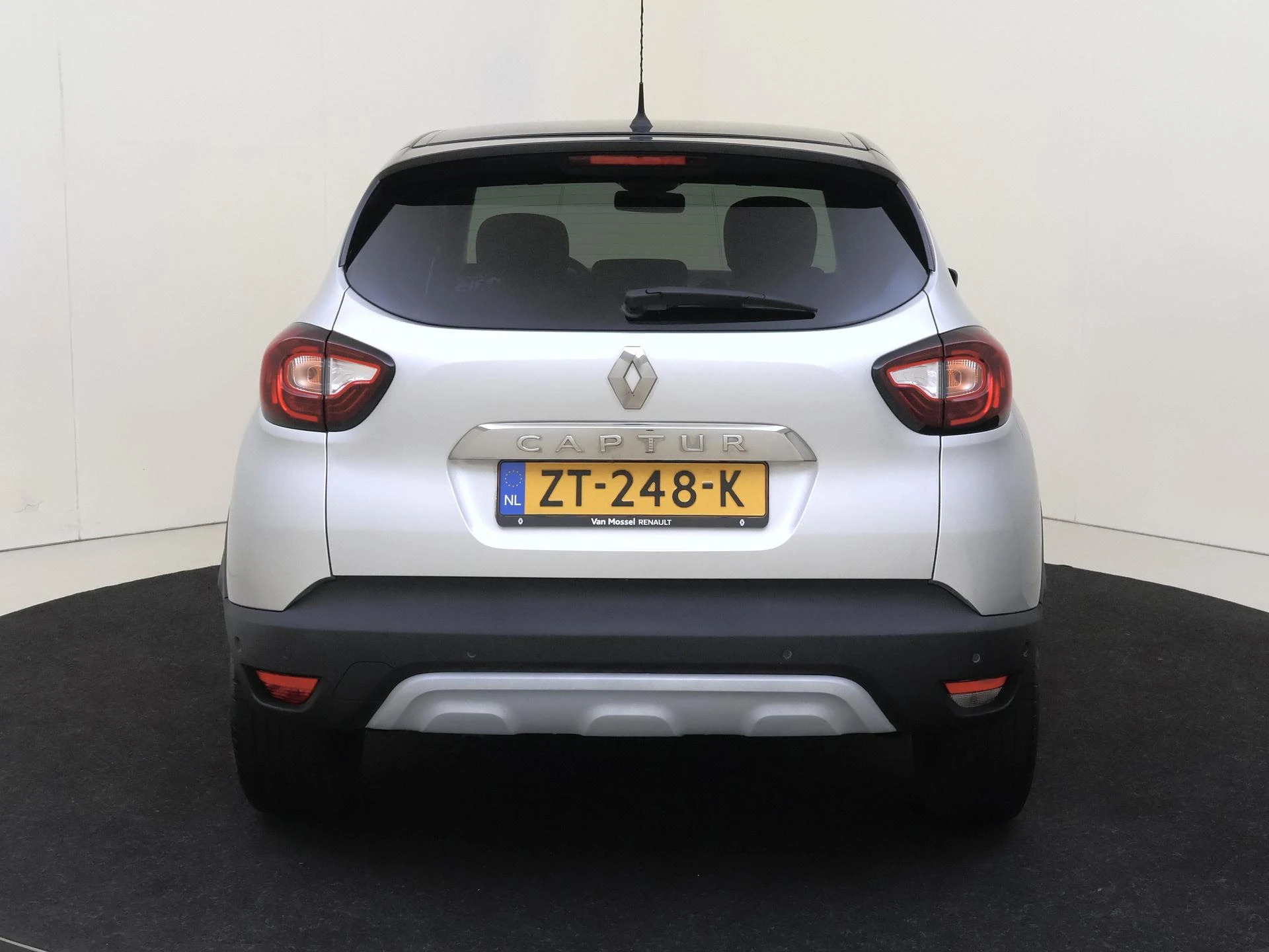 Renault-Captur-image-6