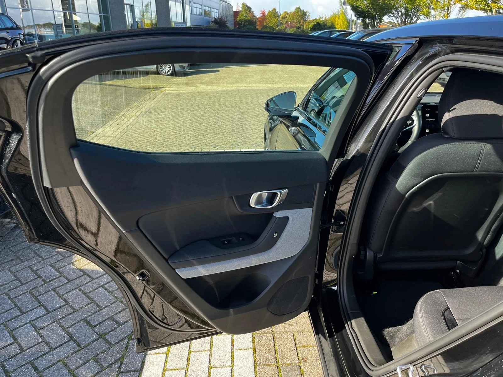 Polestar-2-image-7
