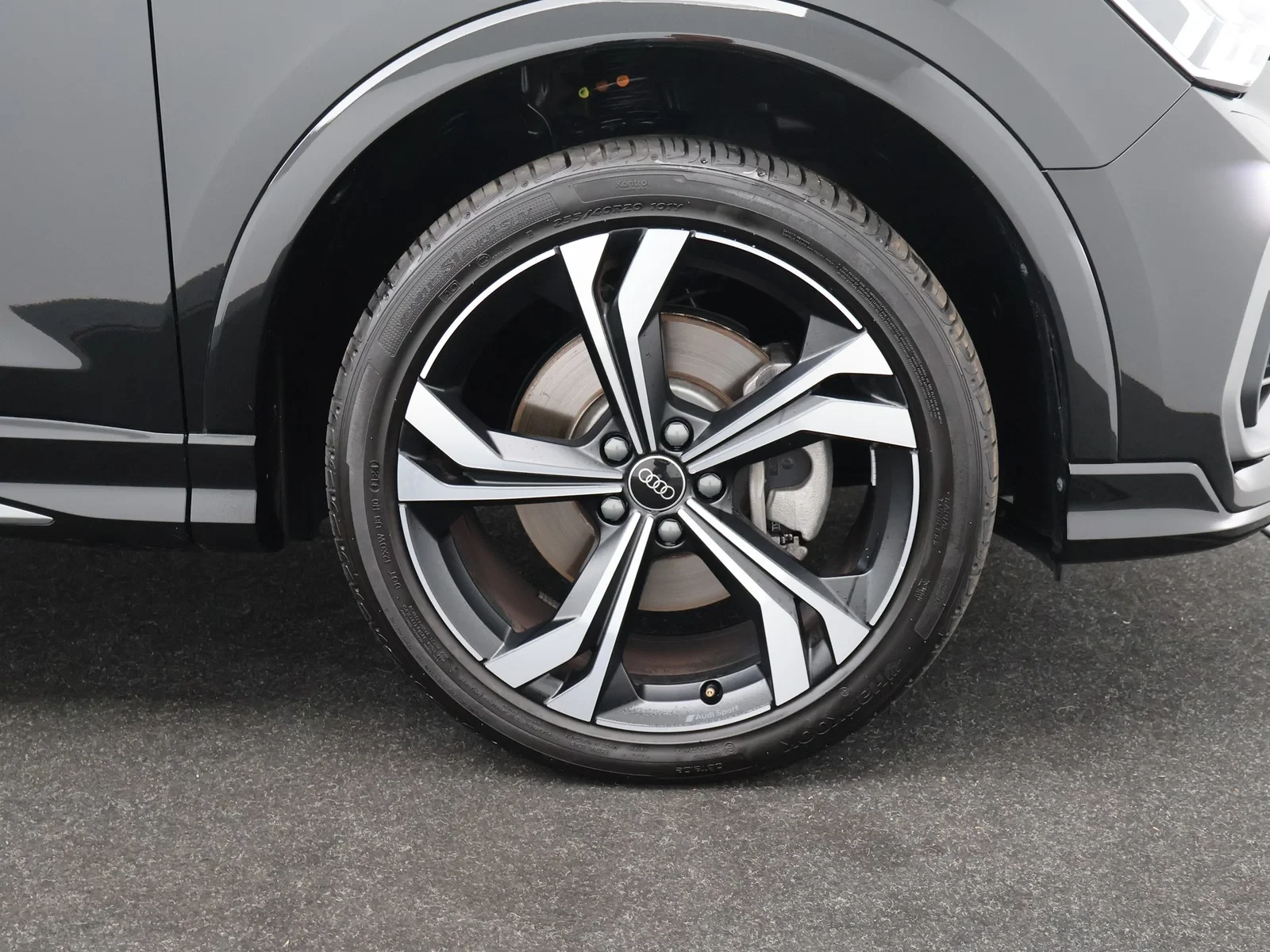 Audi-Q3-image-9
