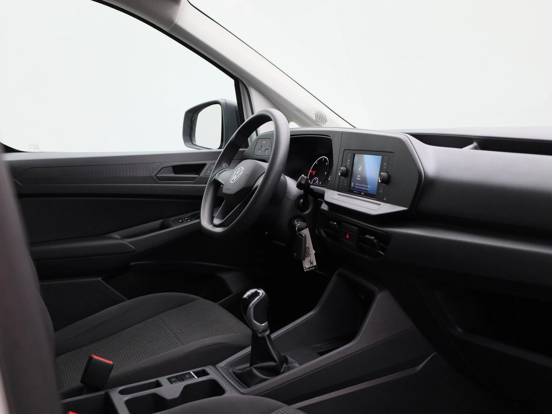 Volkswagen-Caddy-image-31