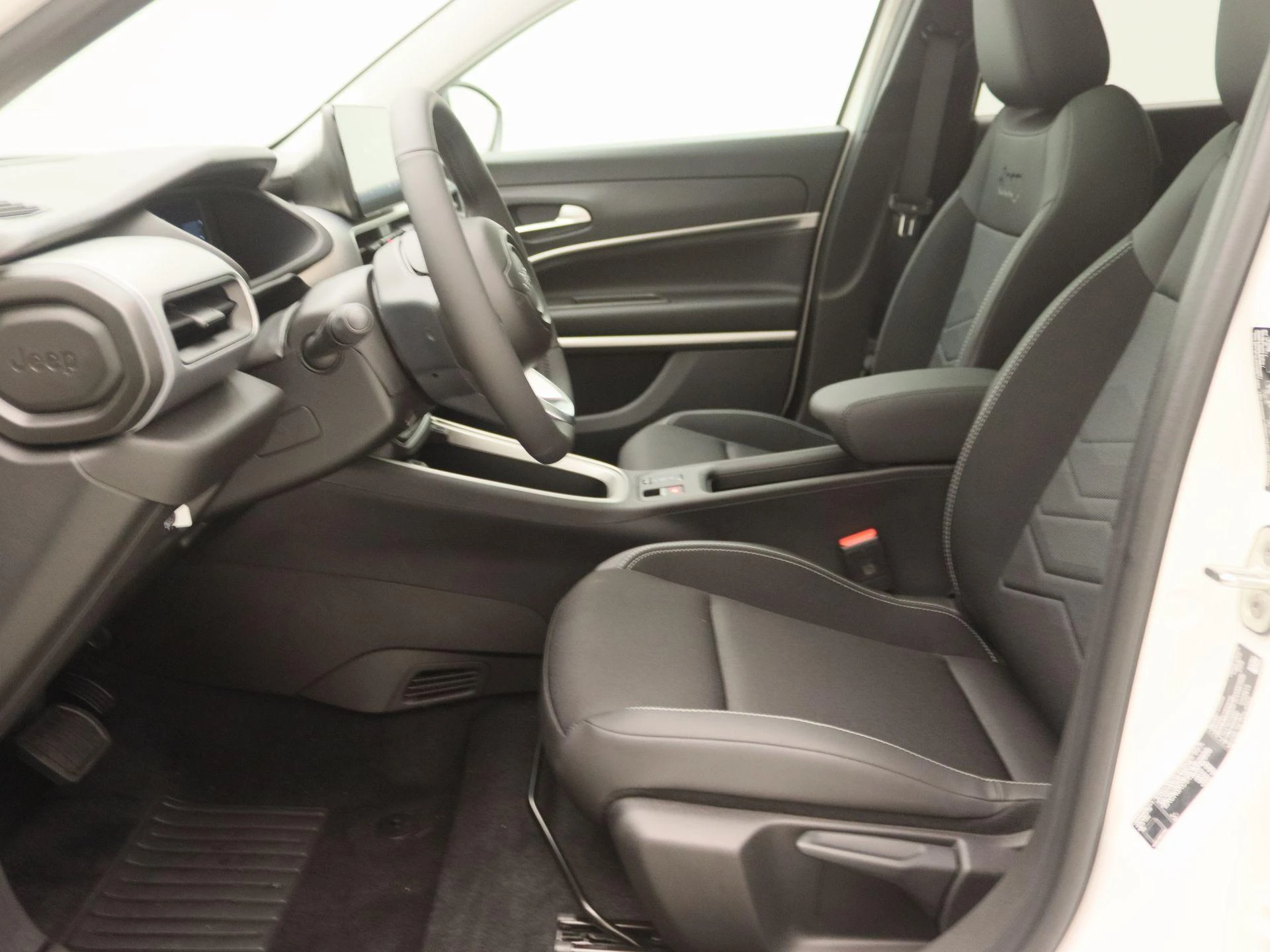Jeep-Avenger-image-11