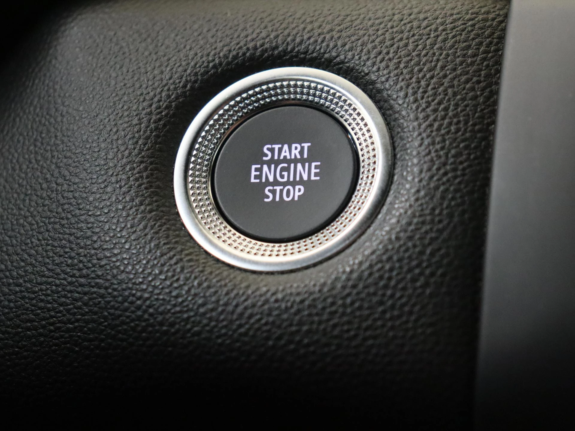 Renault Captur 1.6 E-Tech Hybrid 145 Rive Gauche