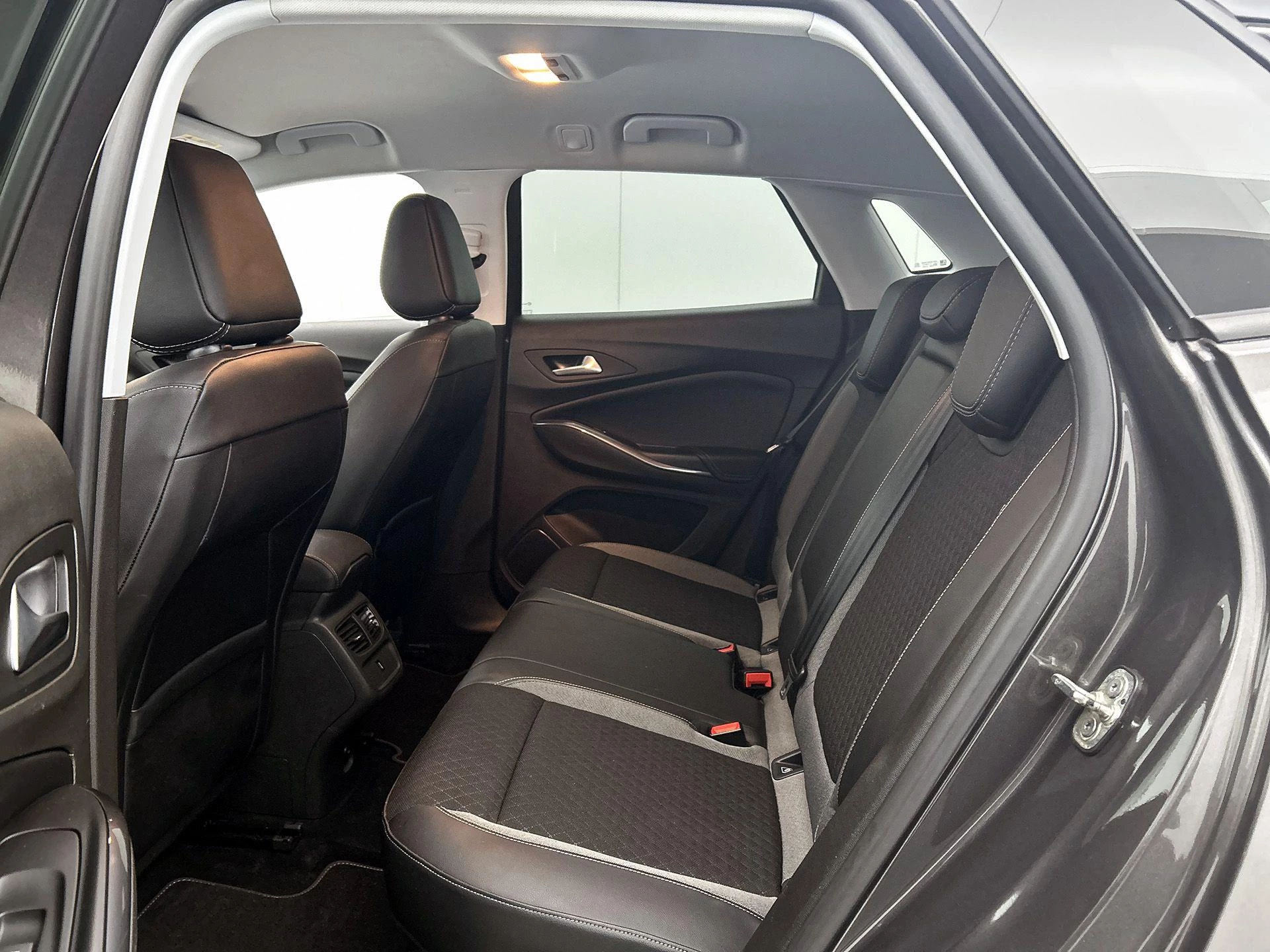 Opel-Grandland X-image-26