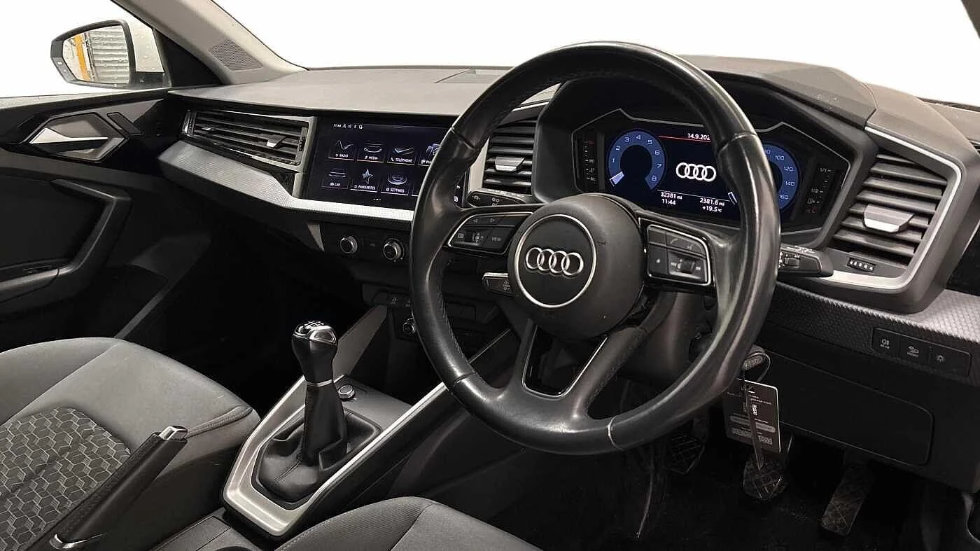 Audi-A1 Sportback-image-5
