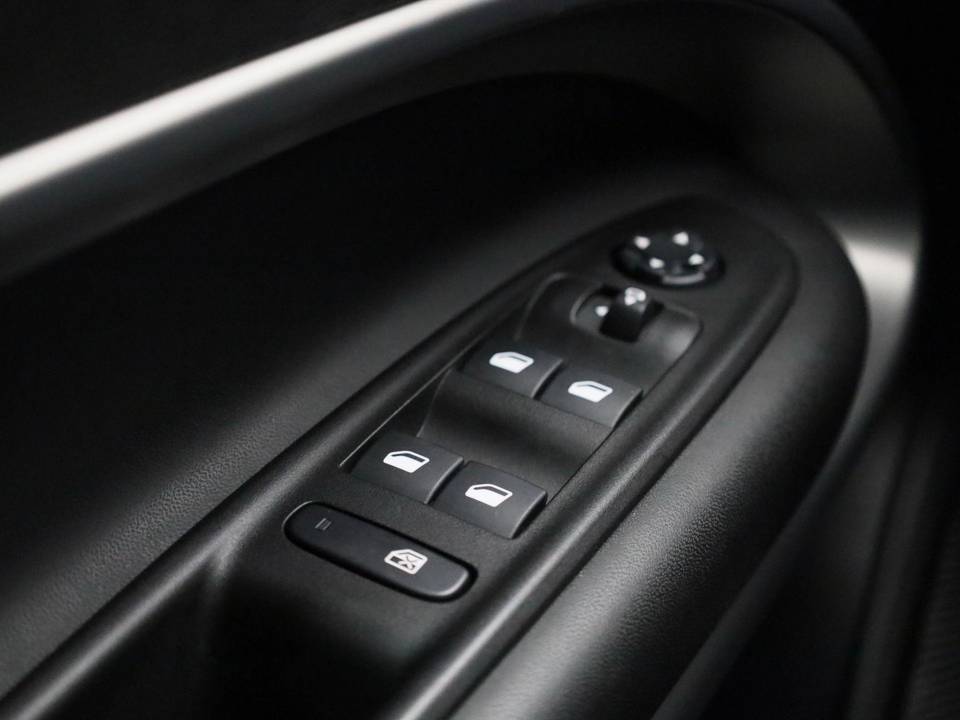 Jeep-Avenger-image-30