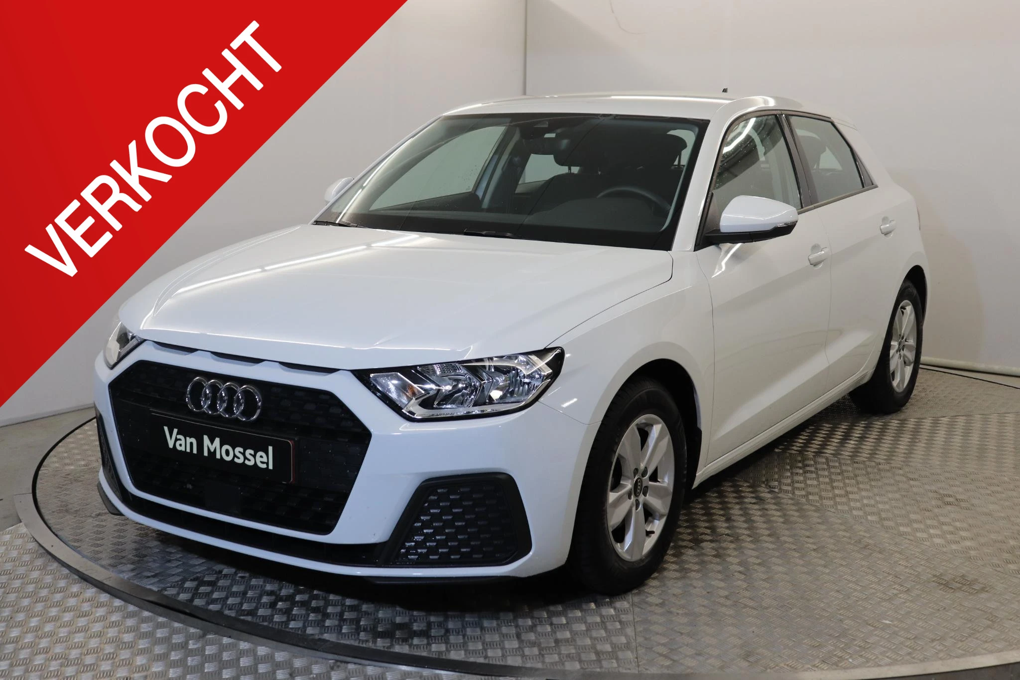 Audi-A1 Sportback-image-0