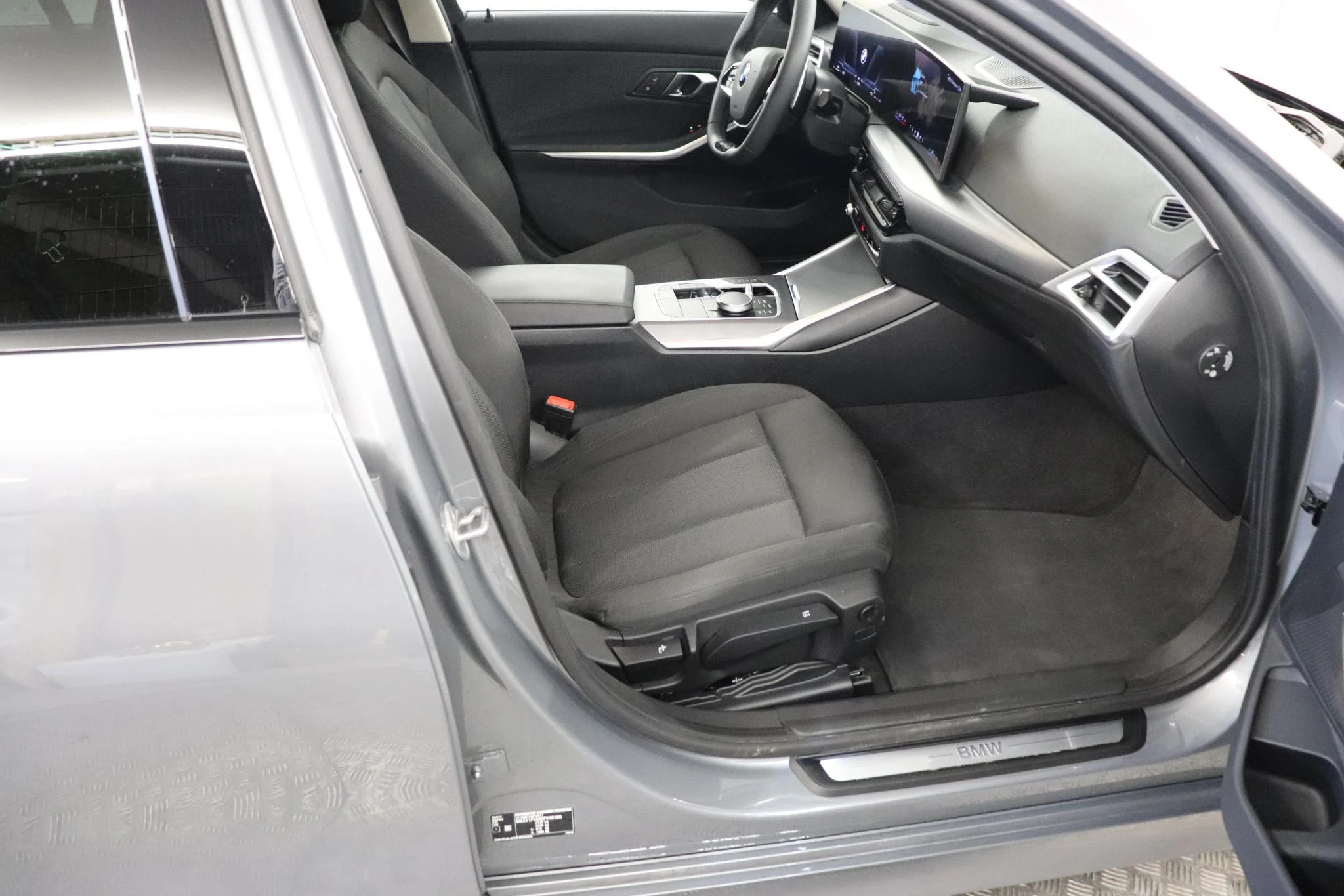 BMW 3 Reeks Touring 318i (115 kW)