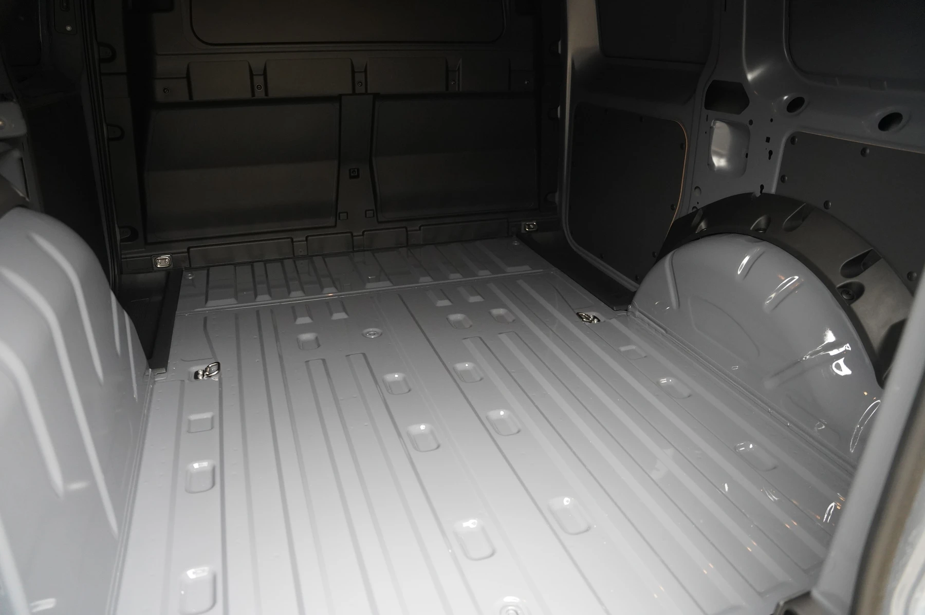 Volkswagen-Caddy-image-13