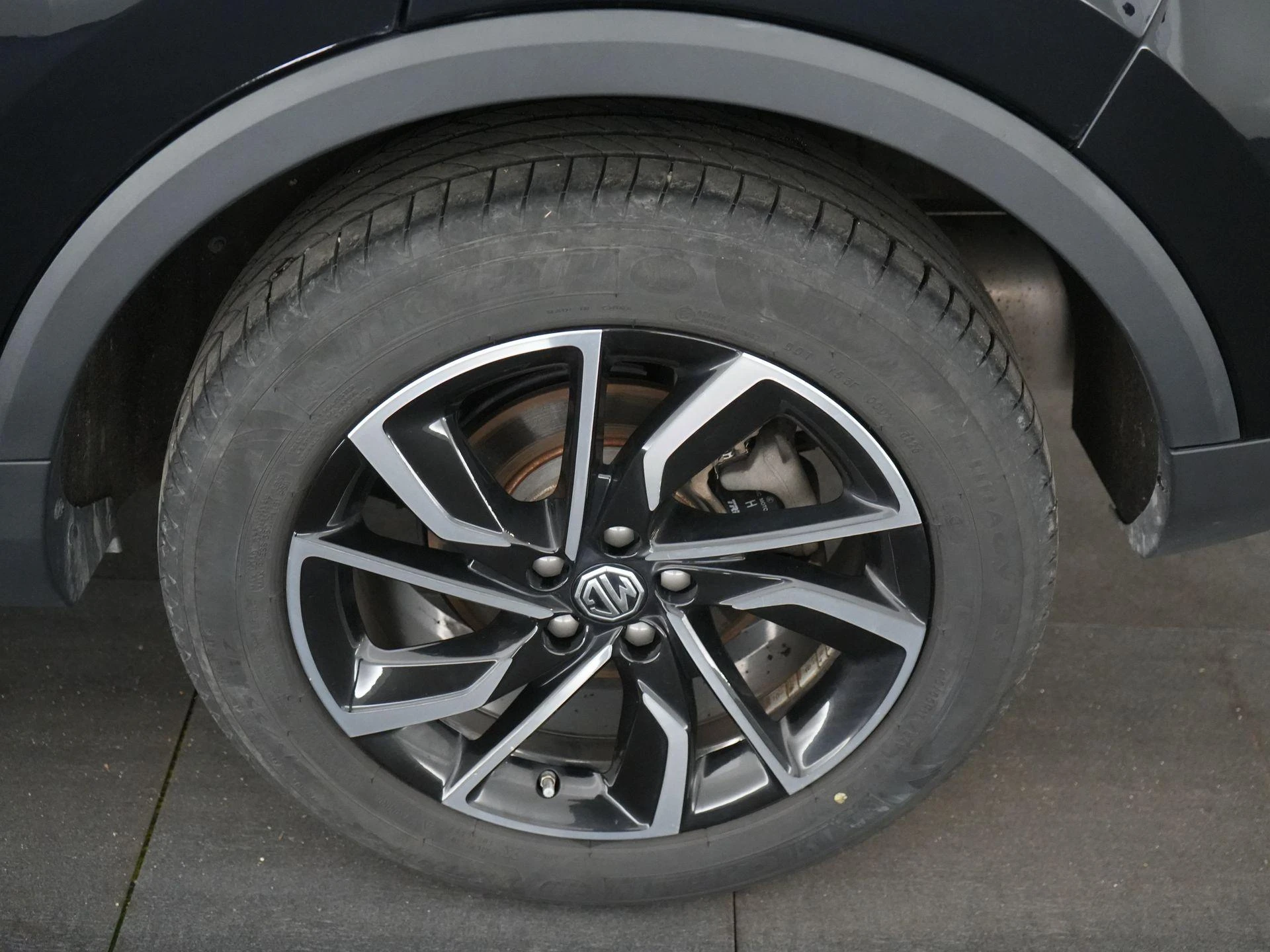 MG-ZS-image-13