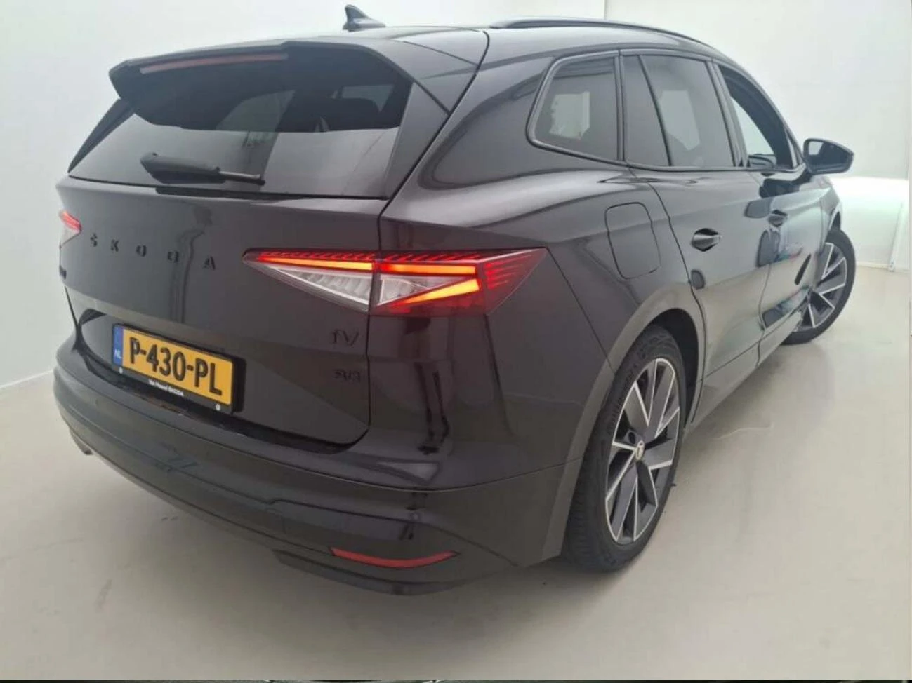 Škoda-Enyaq iV-image-1