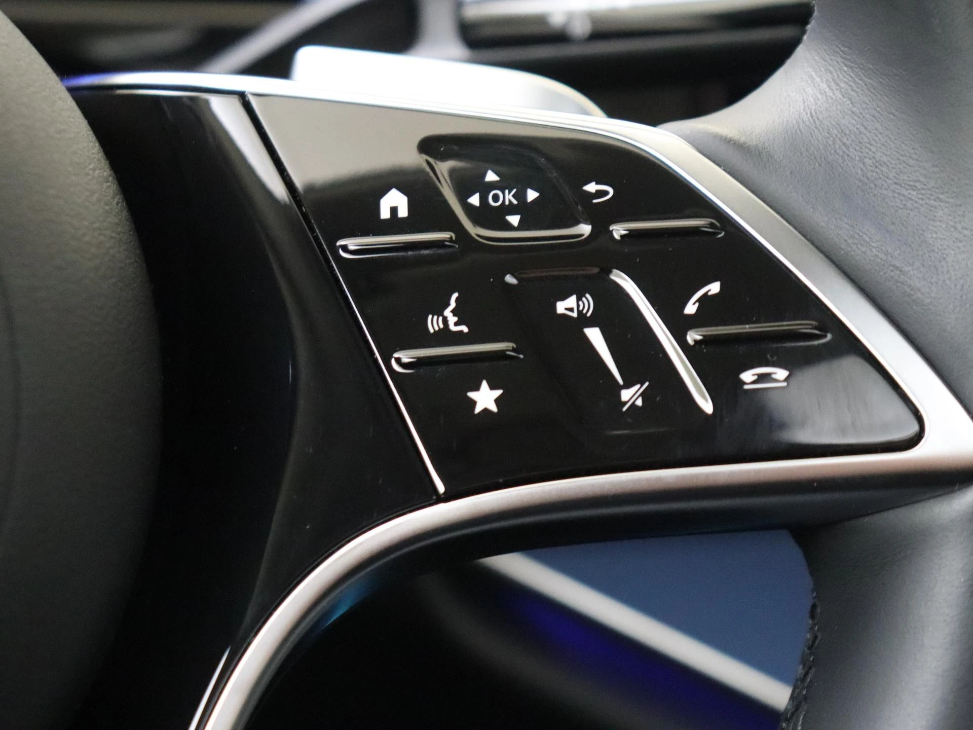Mercedes-Benz-E-Klasse-image-16