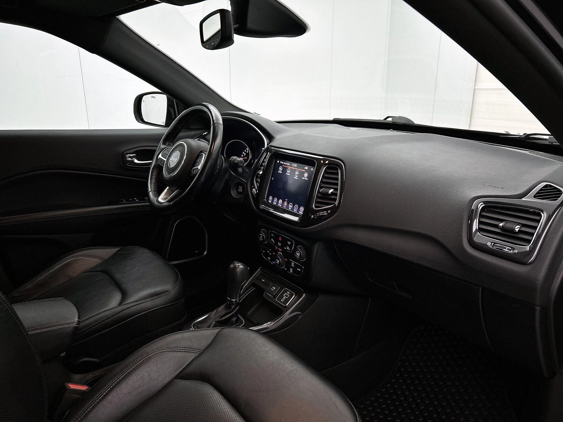 Jeep-Compass-image-4