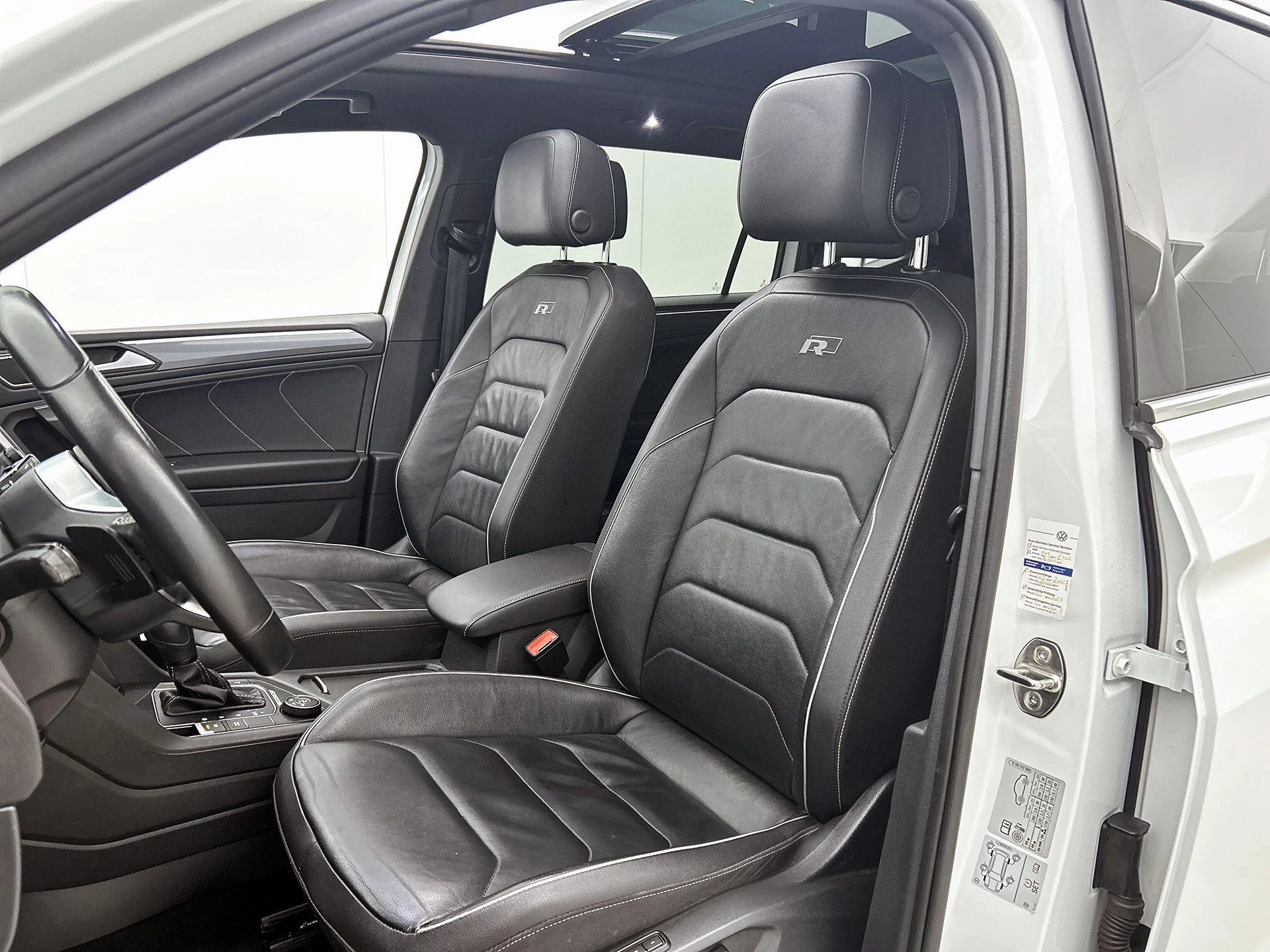 Volkswagen-Tiguan Allspace-image-41