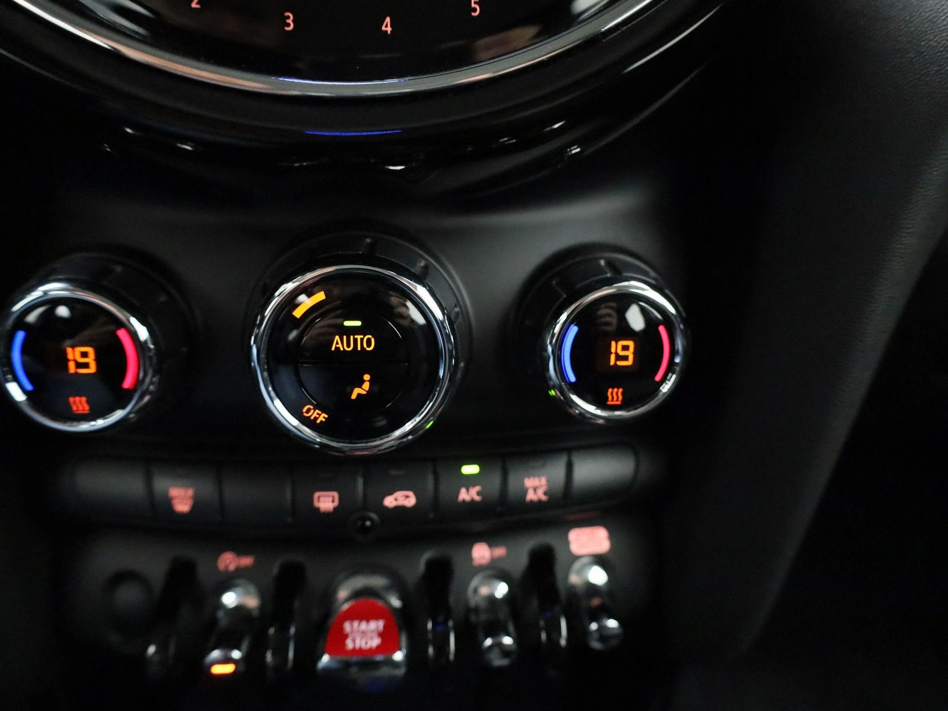 MINI-Cooper-image-17
