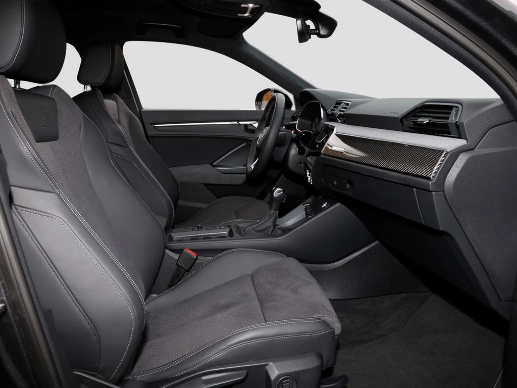 Audi-Q3-image-10