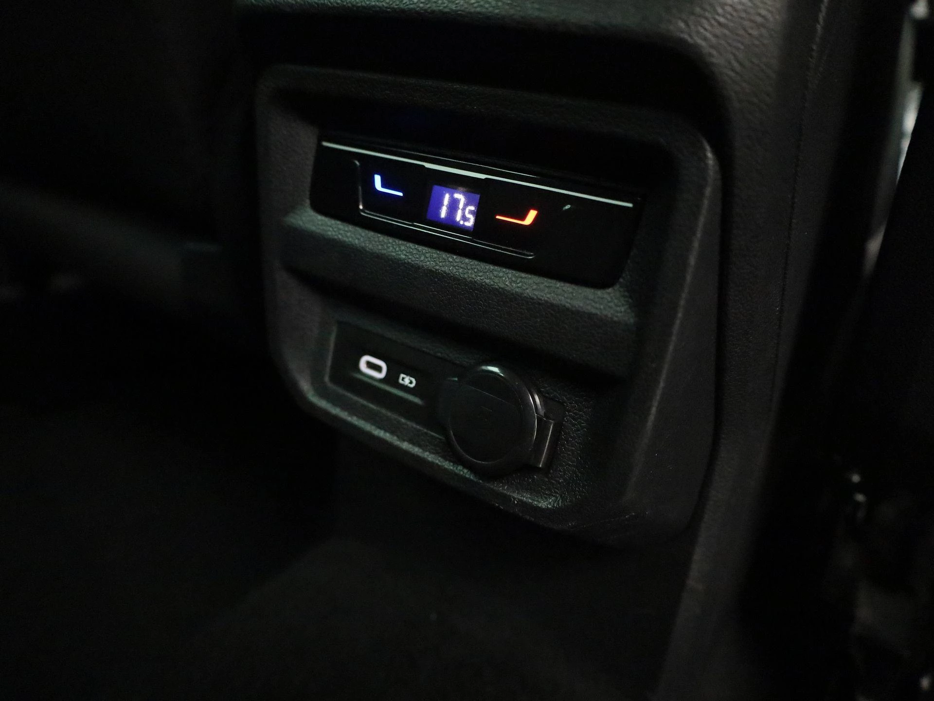 Volkswagen Tiguan 1.5 TSI Life Business
