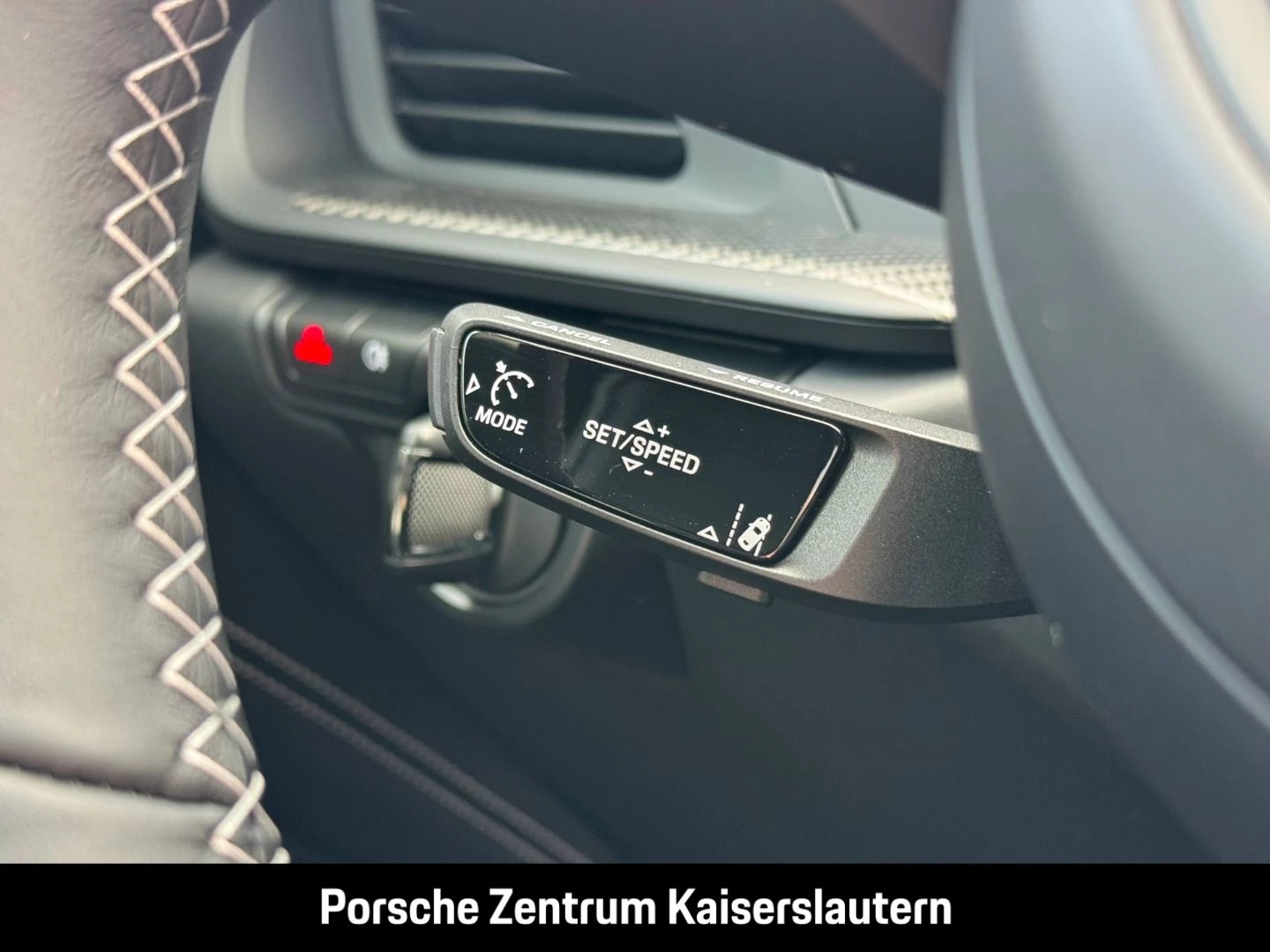 Porsche 911 992 GT3 mit Touring-Paket Liftsystem-VA BOSE gt3 mit touring-paket