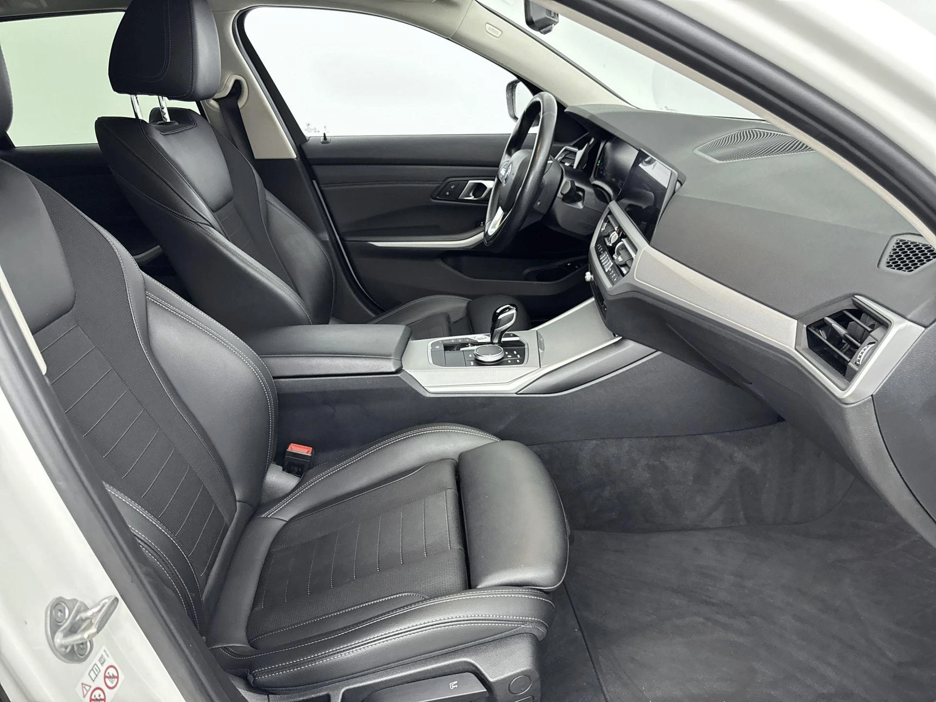 BMW-3 Serie-image-29