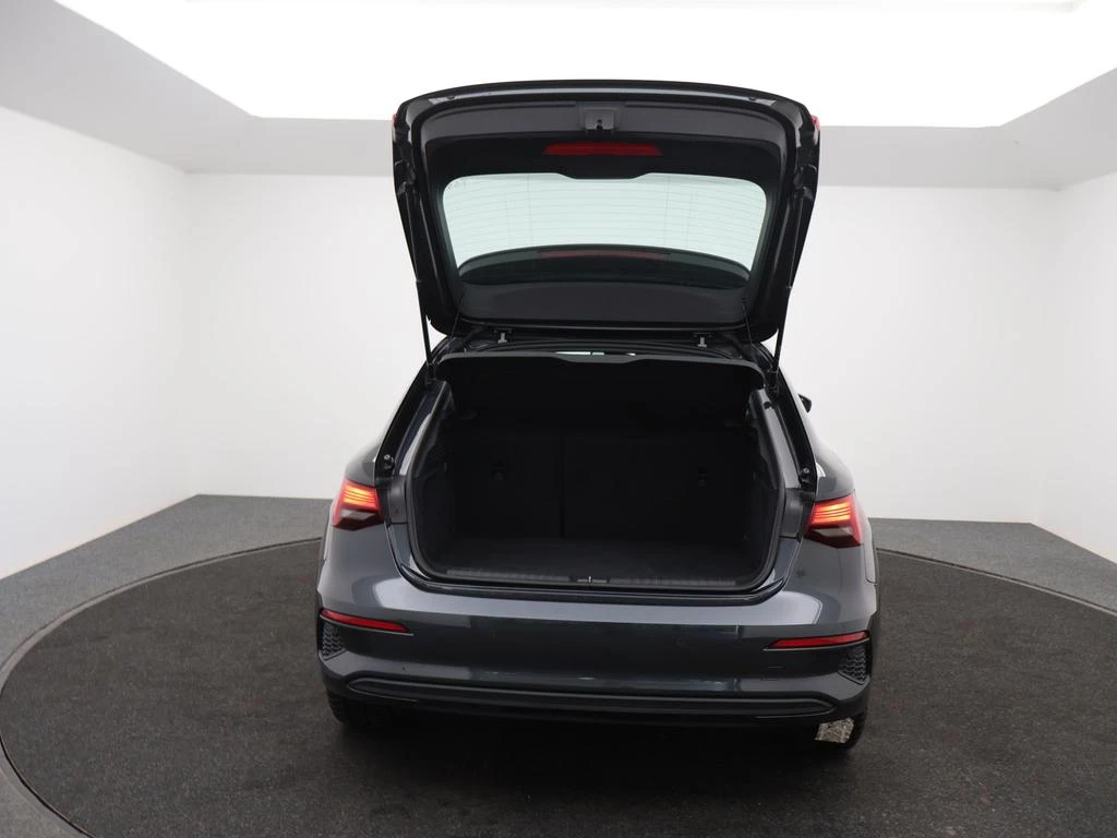 Audi A3 Sportback Audi A3 Sportback Attraction 30TFSI 110PK *VIRTUAL COCKPIT*NAVI*CRUISE*PDC ACHTER*APP-CONNECT*KEYLESS GO*LANE ASSIST*...*