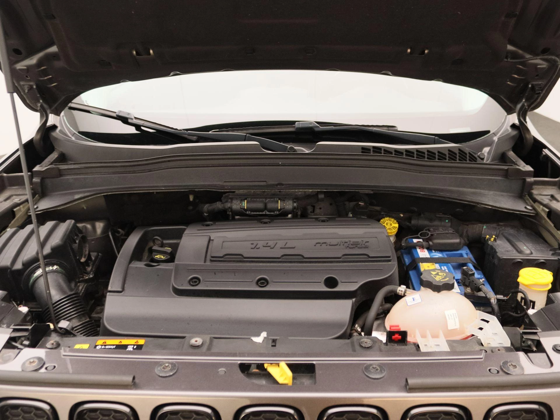 Jeep-Renegade-image-31