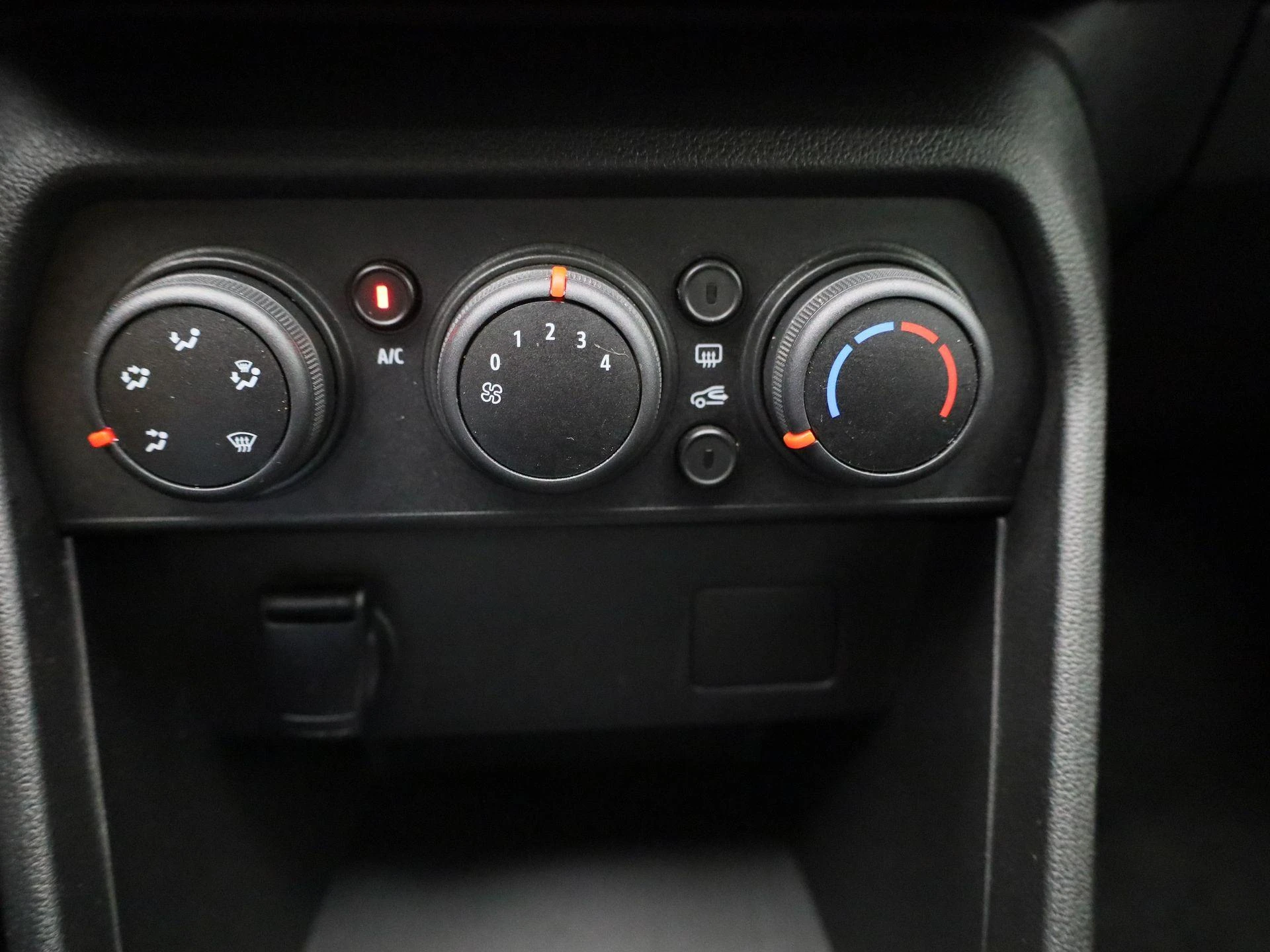 Dacia-Sandero-image-17