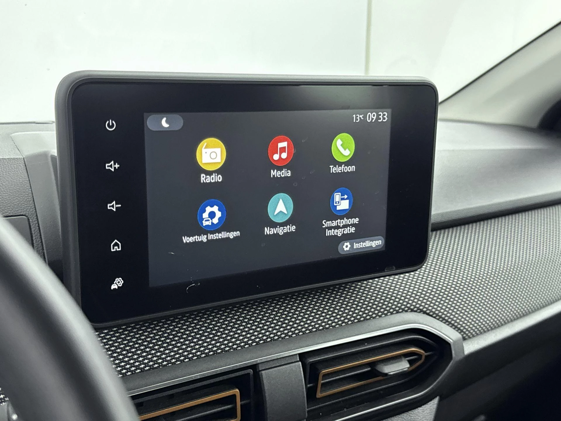 Dacia-Sandero Stepway-image-14