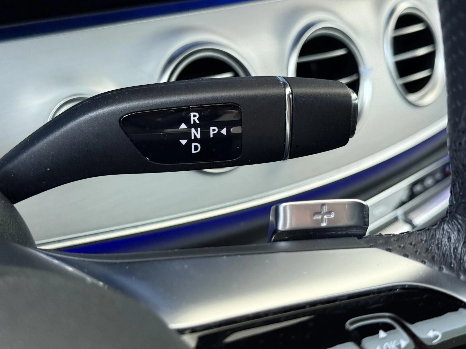 Mercedes-Benz E-Klasse 200 Business Solution AMG